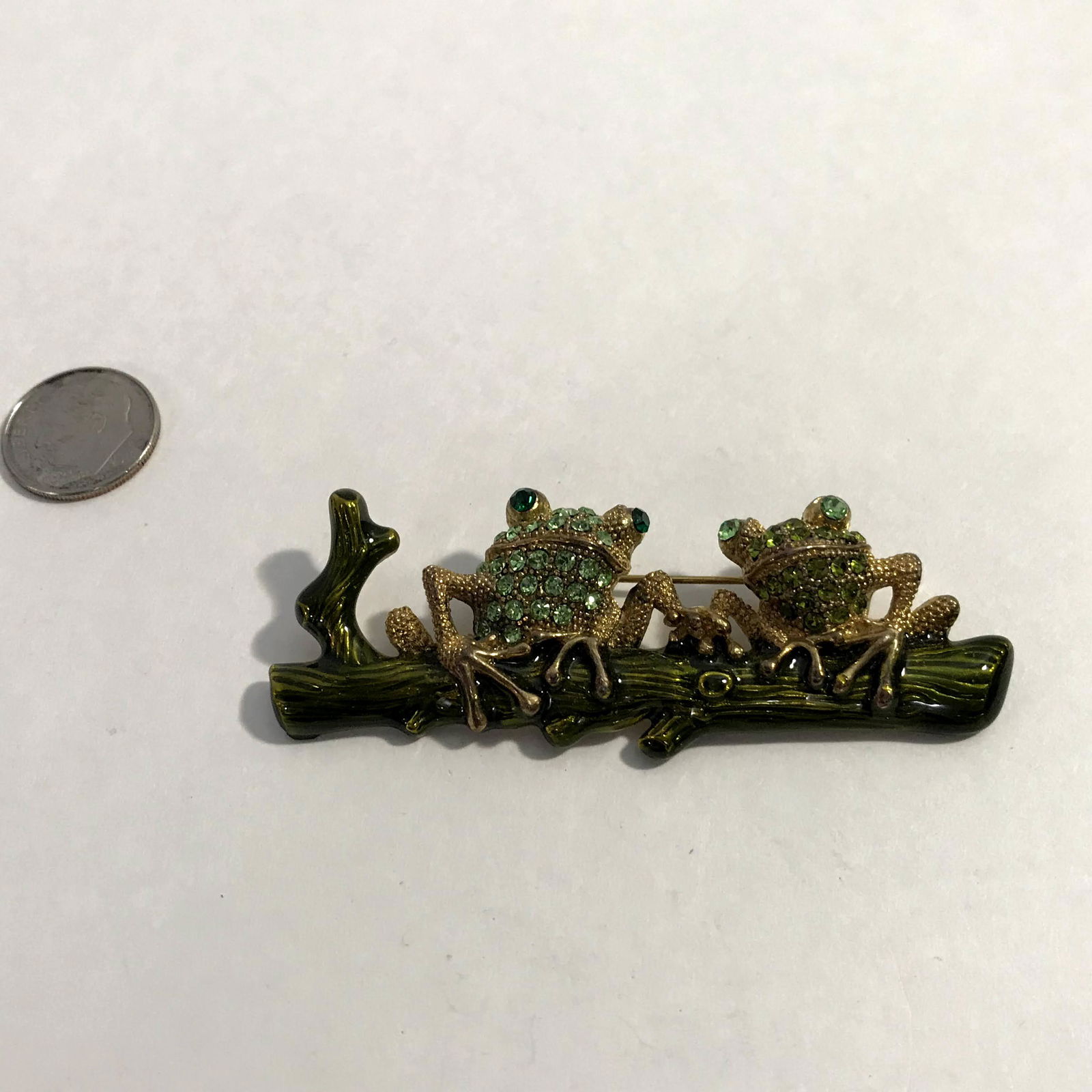 Vintage Double Frog Brooch With Rhinestones & green (1 of 4)