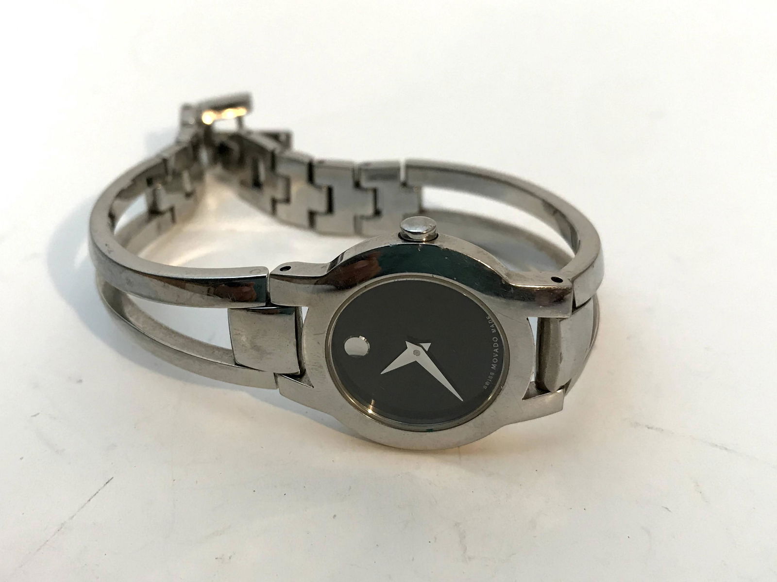 movado 84e41842