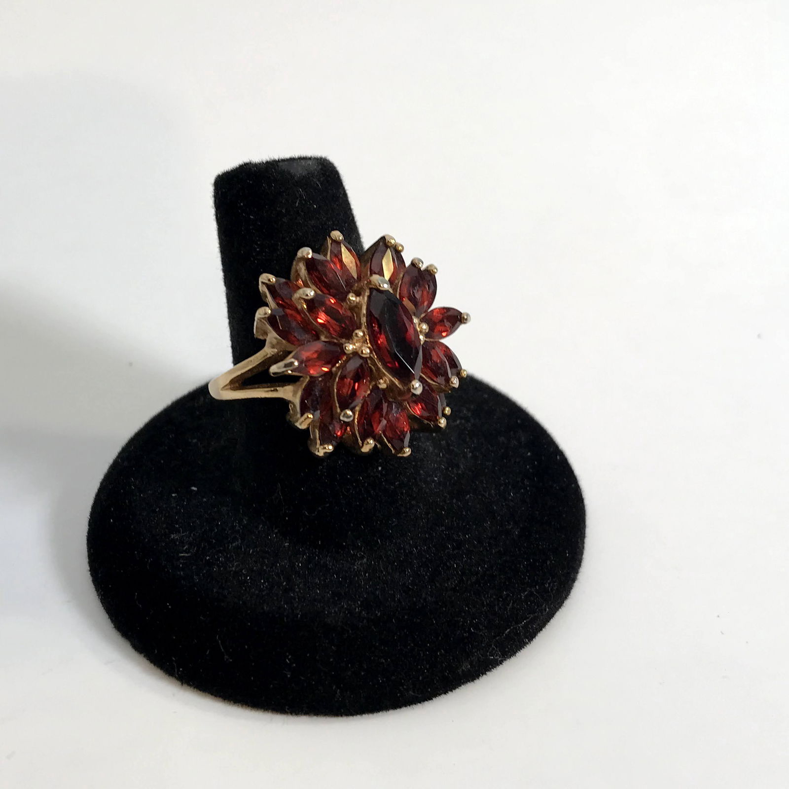 Sterling Silver Purple Amethyst Flower Style Ring Nice (1 of 6)