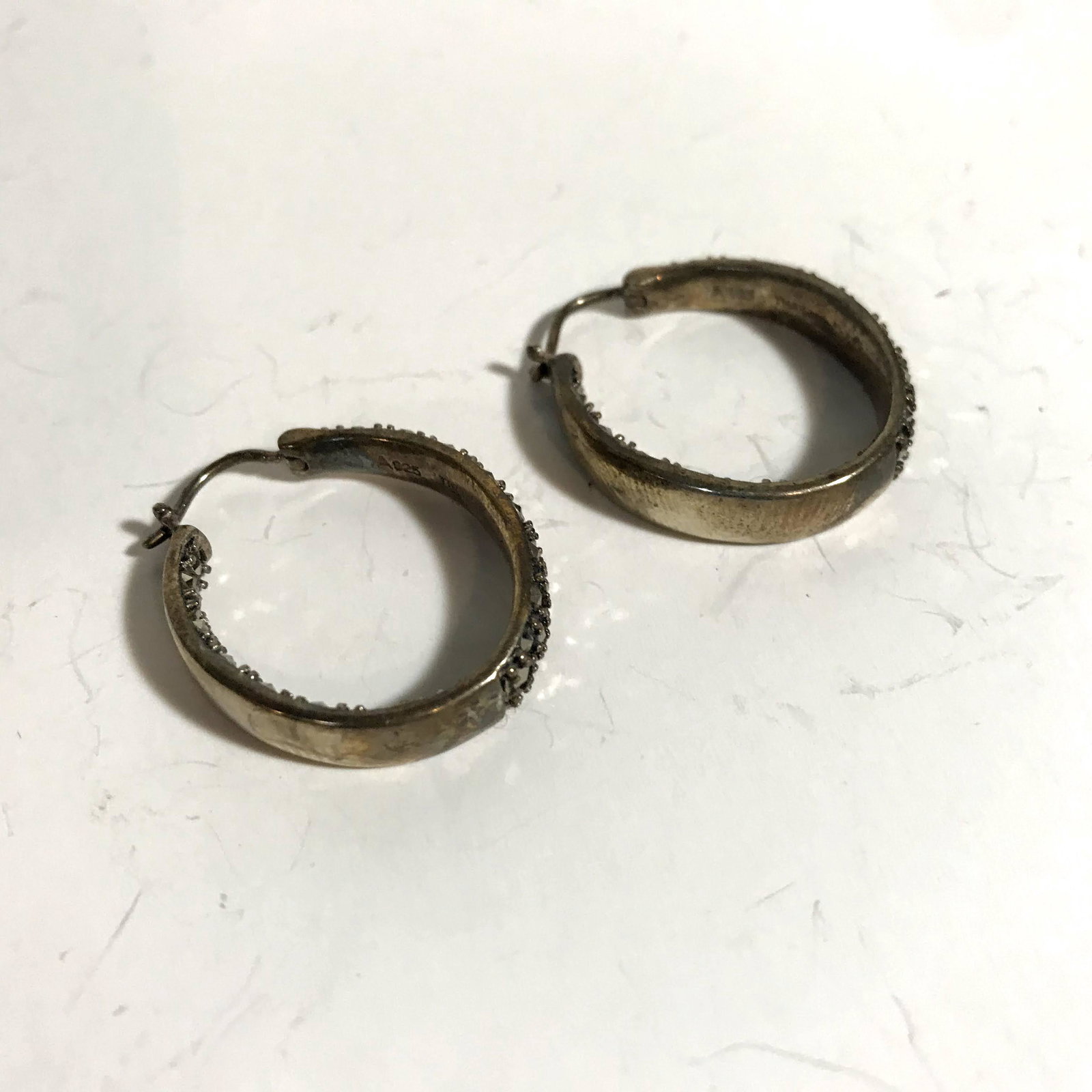 Gorgeous Sterling Silver Marcasite Hoop Dangle Earrings: Gorgeous Sterling Silver Marcasite Hoop Dangle Earrings Please view all photos as they are part of the description and condition of this Item, Feel free to contact me with questions or picture request