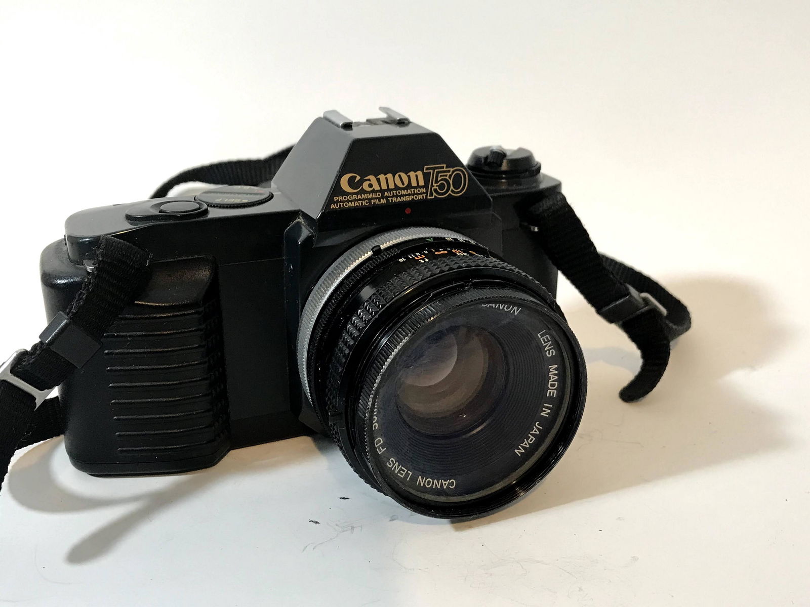 Canon T50 35mm Film Camera Working Lens canon 1:1.8 (1 of 4)