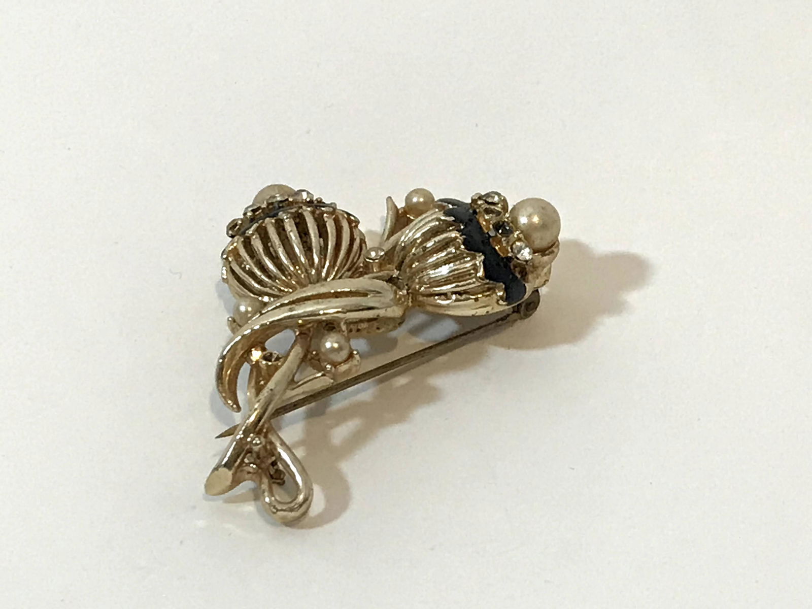 Vintage CORO Signed Double Flower Brooch W Rhinestones (1 of 3)