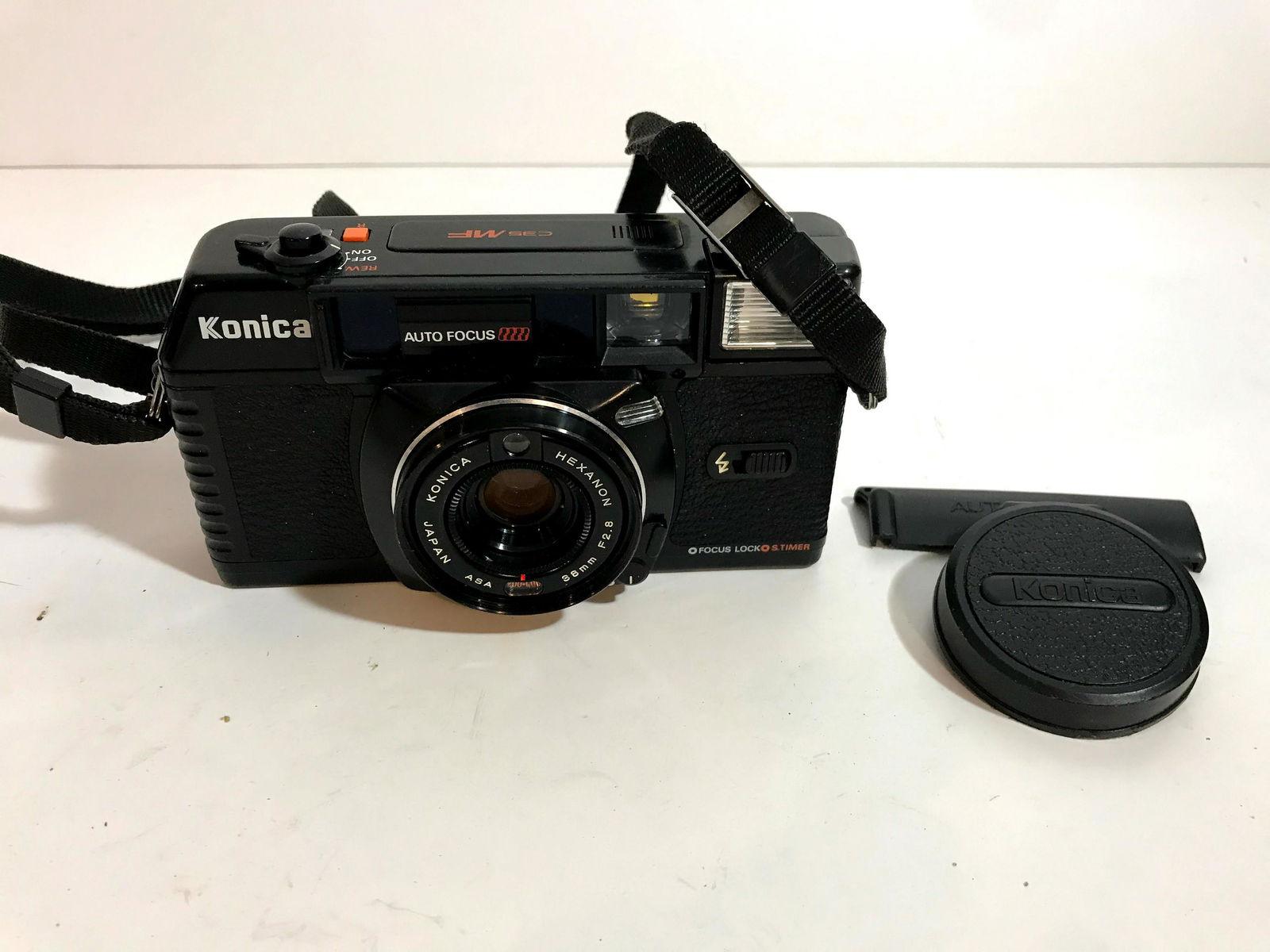 Nice Konica Auto Focus Camera (1 of 4)