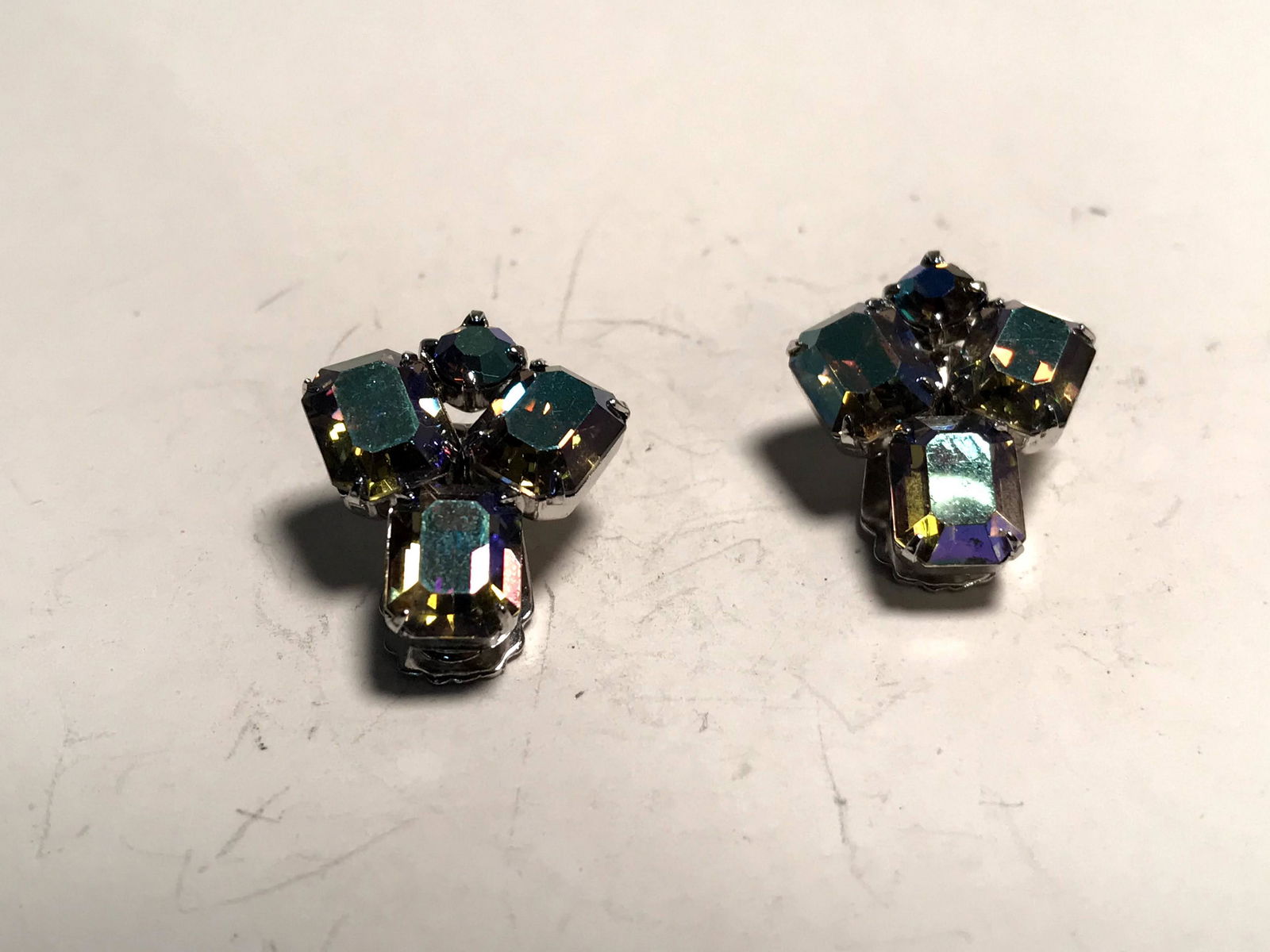 Vintage Weiss Rhinestones Flower Clip Earrings Signed (1 of 4)