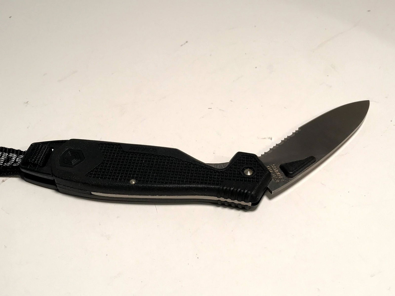 Schrade CH7 USA Viper Cliphanger Folding Knife (1 of 6)