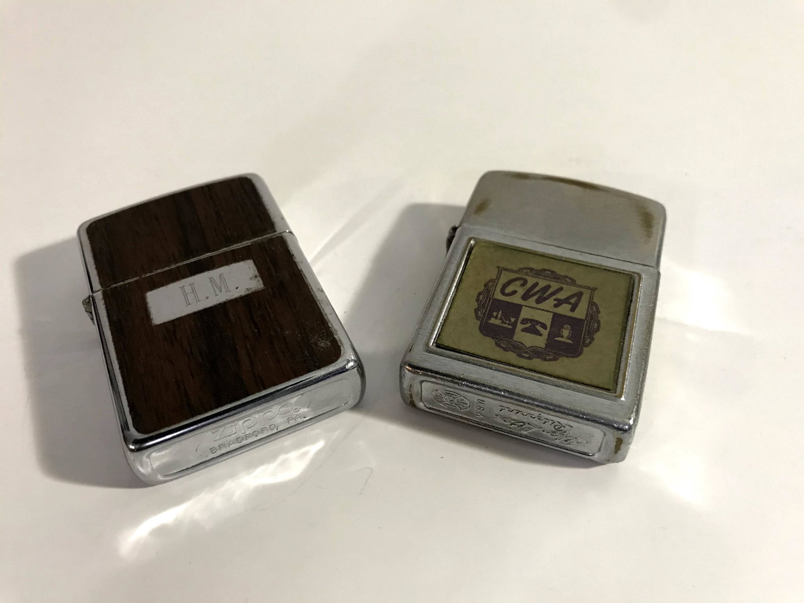 Vintage Pair of Lighters Zippo and Life Liter: Vintage Pair of Lighters Zippo and Life Liter Please view all photos as they are part of the description and condition of this Item, Feel free to contact me with questions or picture requests! Used It