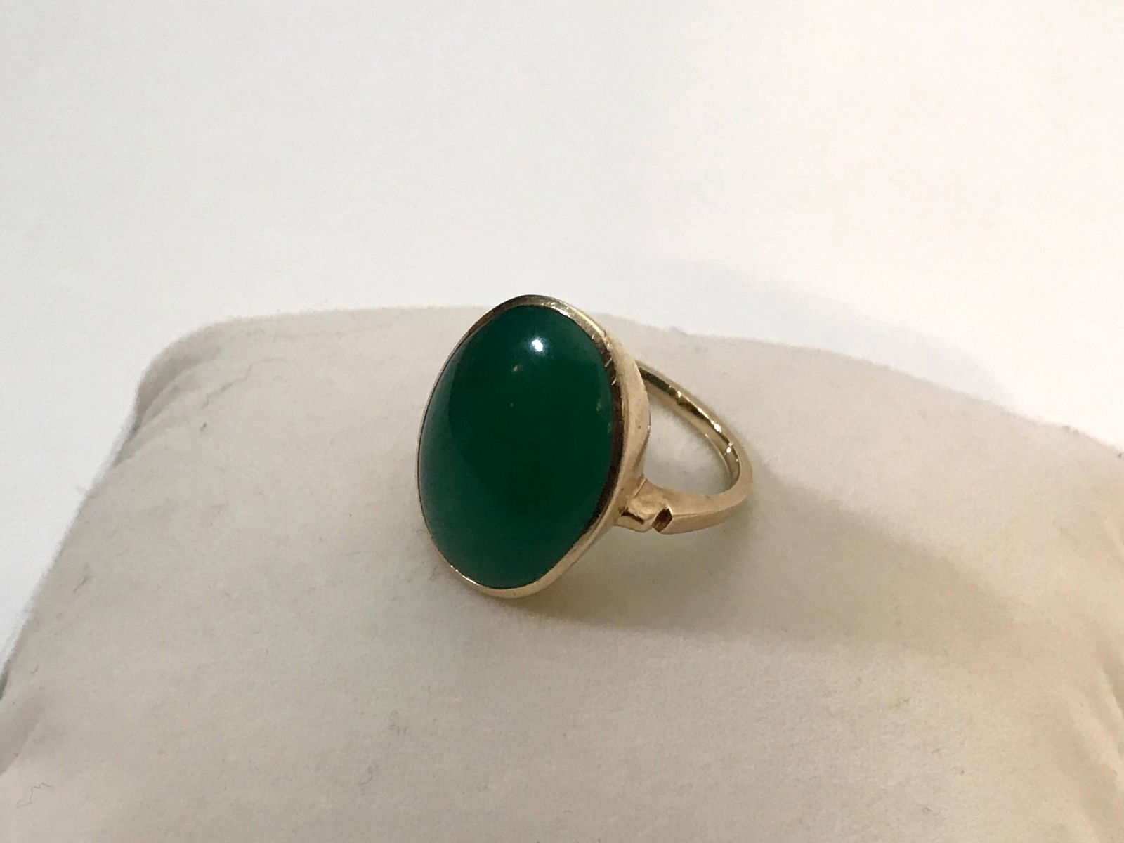 14K Yellow Gold Emerald Ring Size 5 1/2 (1 of 5)