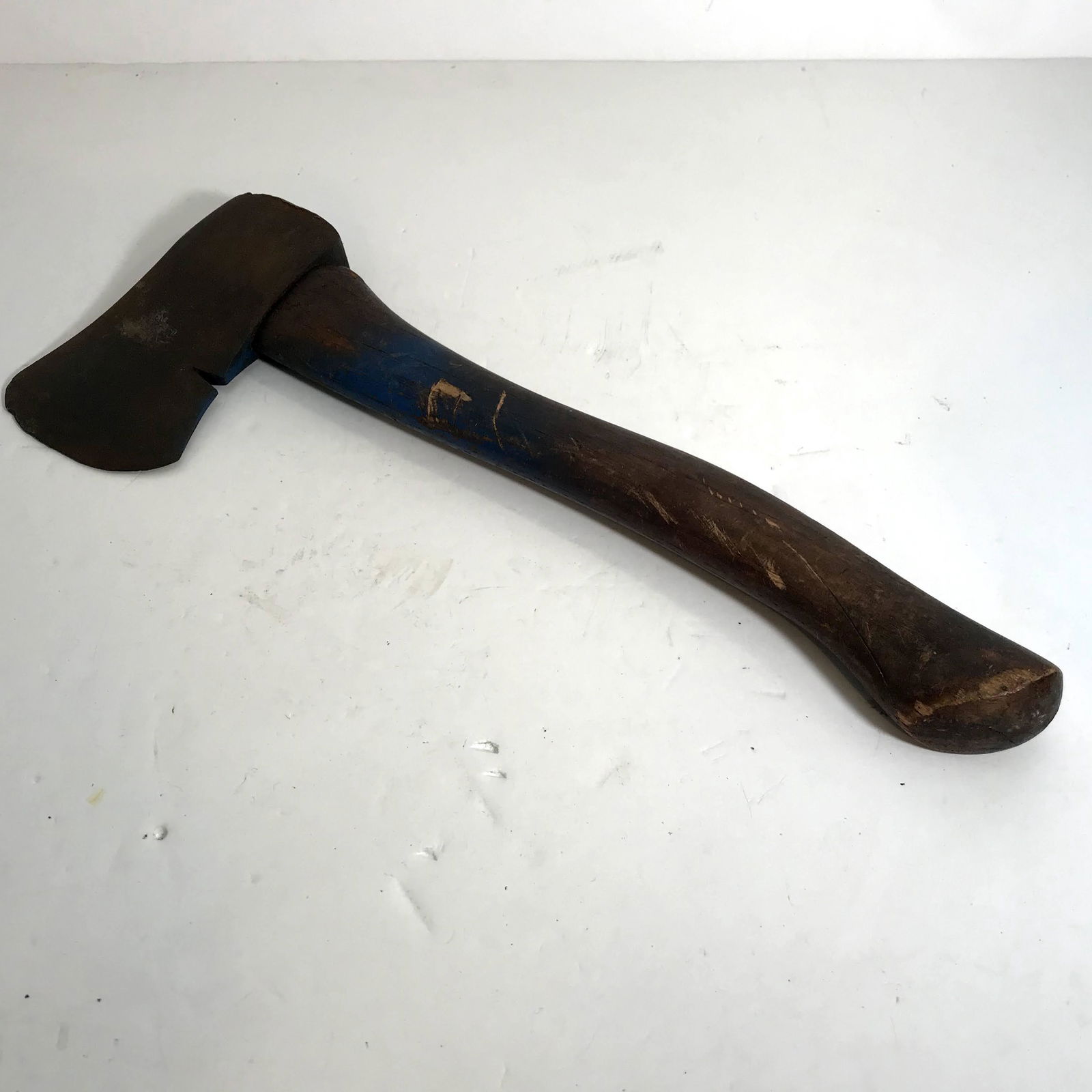 Vintage PLUMB USA Axe Hatchet Original Hickory Handle (1 of 3)
