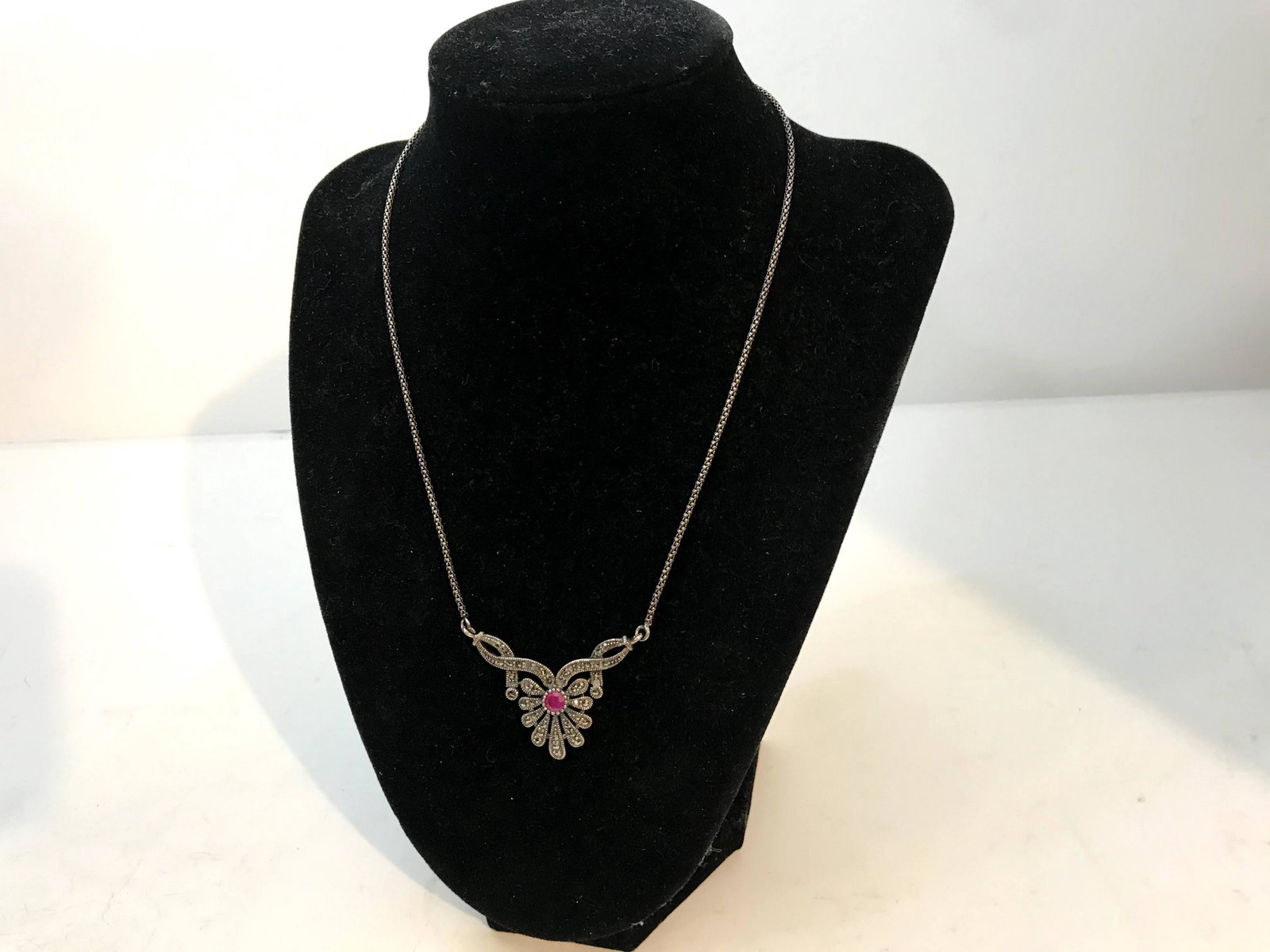 Vintage Sterling Silver Marcasite Garnet Dangle: Vintage Sterling Silver Marcasite Garnet Dangle Necklace 16" Please view all photos as they are part of the description and condition of this Item, Feel free to contact me with questions or picture re