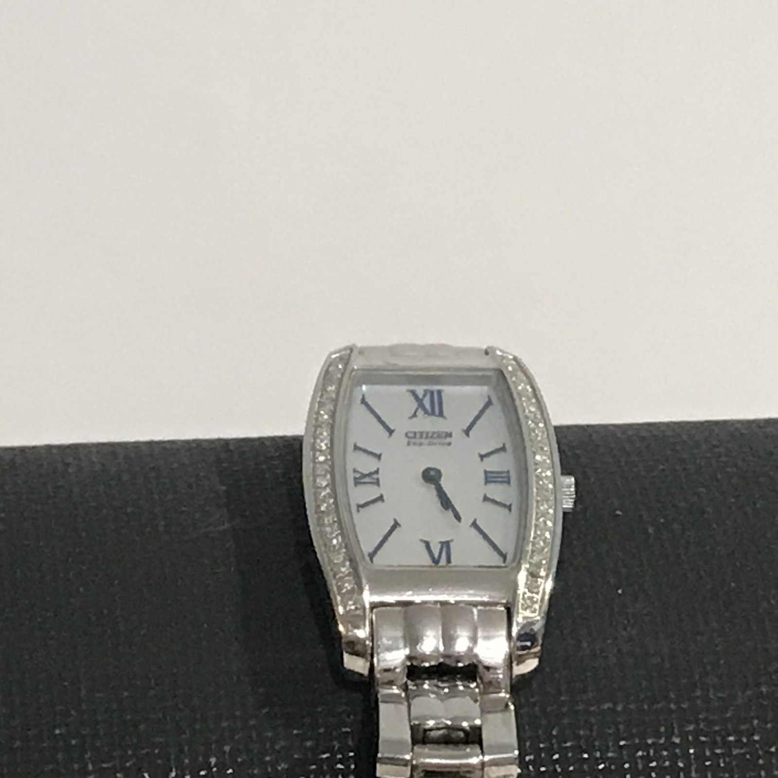 Citizen Ladies Stiletto Eco Drive Diamond S.Steel: Citizen Ladies Stiletto Eco Drive Diamond S.Steel Bracelet Watch Works Please view all photos as they are part of the description and condition of this Item, Feel free to contact me with questions or 