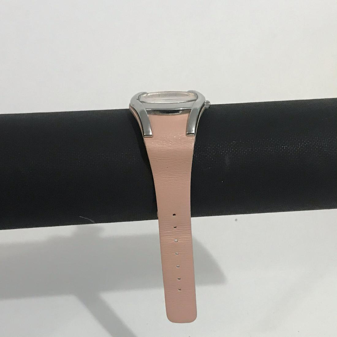 Ann Klein Pink watch women 121 Works: Ann Klein Pink watch women 121 Works Please view all photos as they are part of the description and condition of this Item, Feel free to contact me with questions or picture requests Used Item AS IS