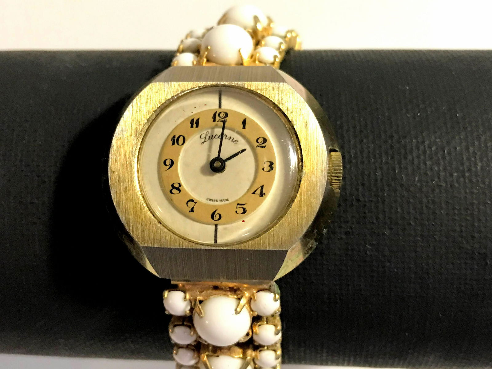 RARE VTG Lucerne Wrist Watch White Lucite beads Works: RARE VTG Lucerne Wrist Watch White Lucite beads Works Great !!! Not many out there Please view all photos as they are part of the description and condition of this Item, Feel free to contact me with q