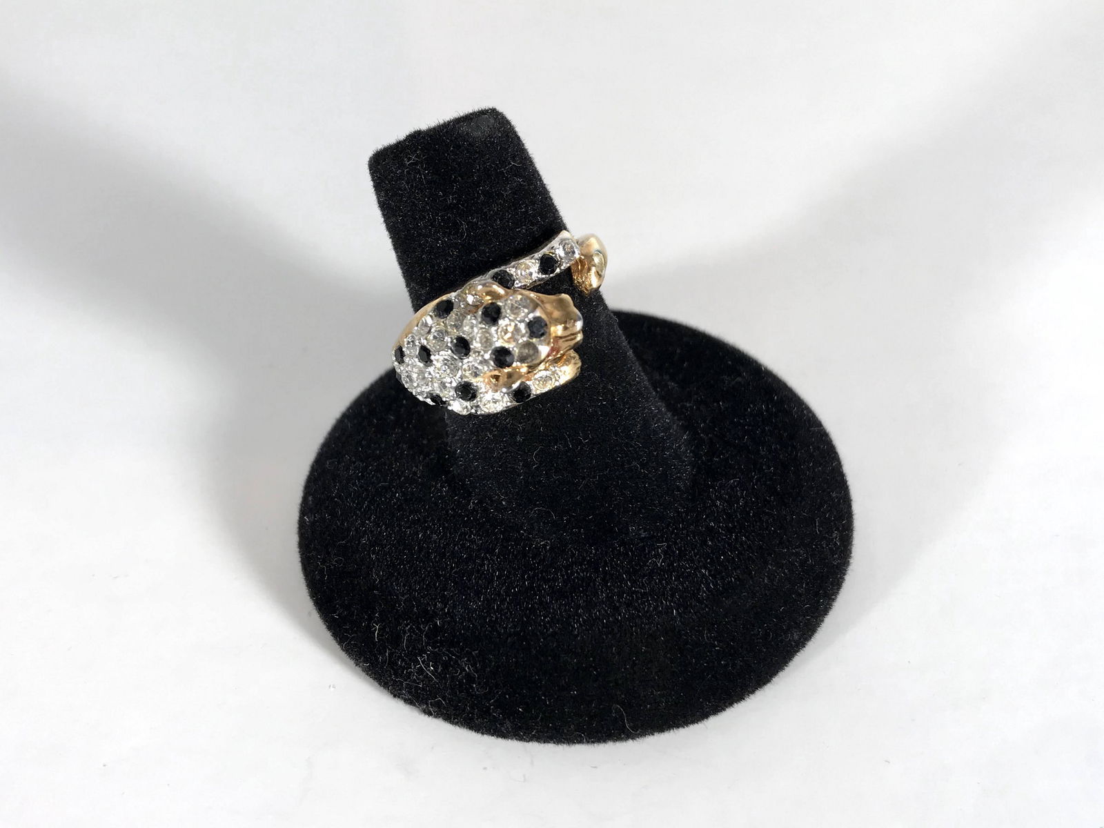 Vintage Ladies Gold Color Simulated Sapphire Diamond (1 of 5)