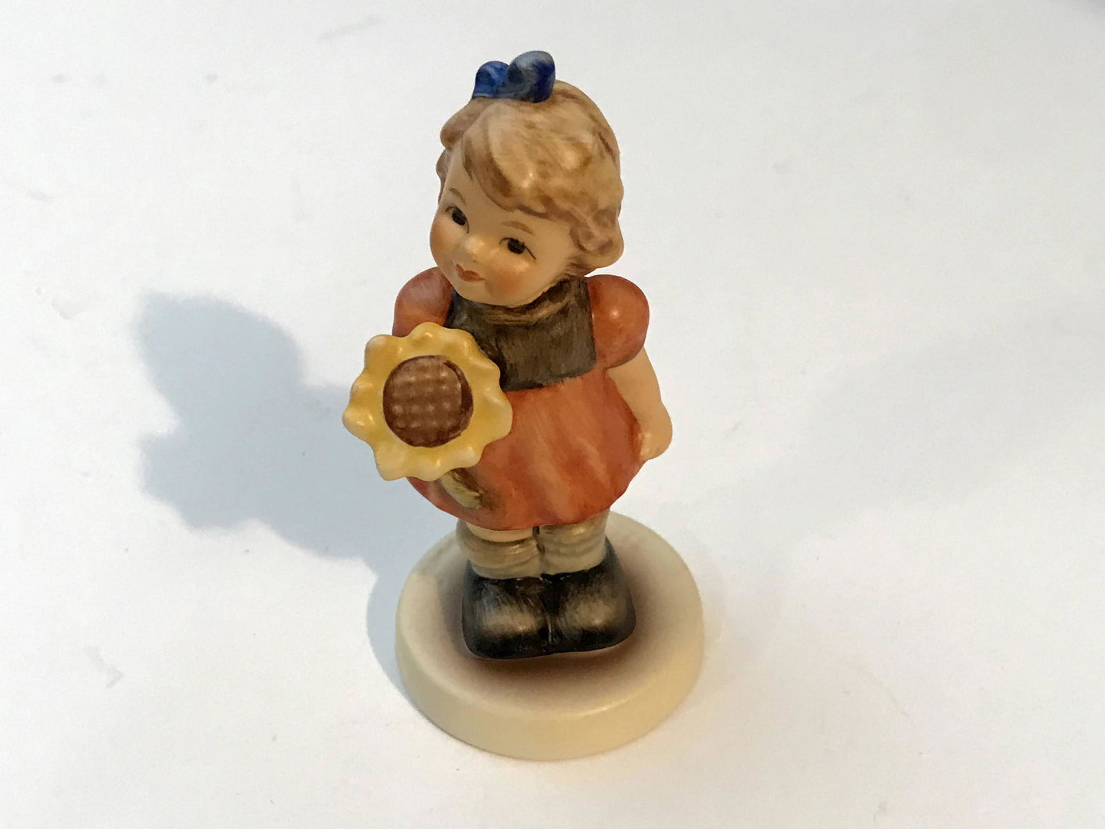 Goebel/Hummel Girl w/ Sun Flower: Goebel/Hummel w/ Sun Flower #2195 4/0 TMK-8, Circa 2003/04, Scare Piece! Please view all photos as they are part of the description and condition of this Item, Feel free to contact me with questions o