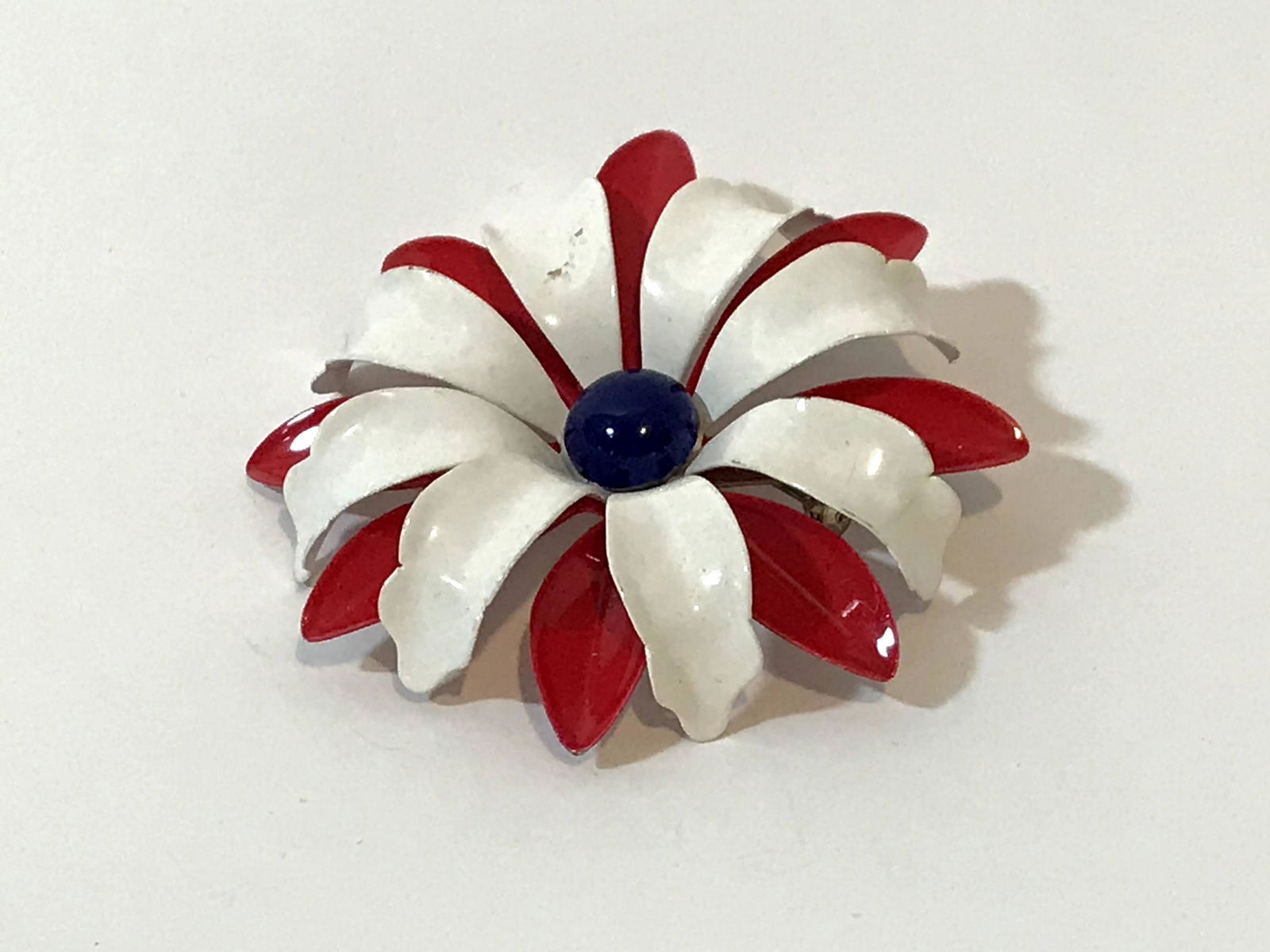 Vintage Red White And Blue Flower Brooch 2 1/2" (1 of 3)