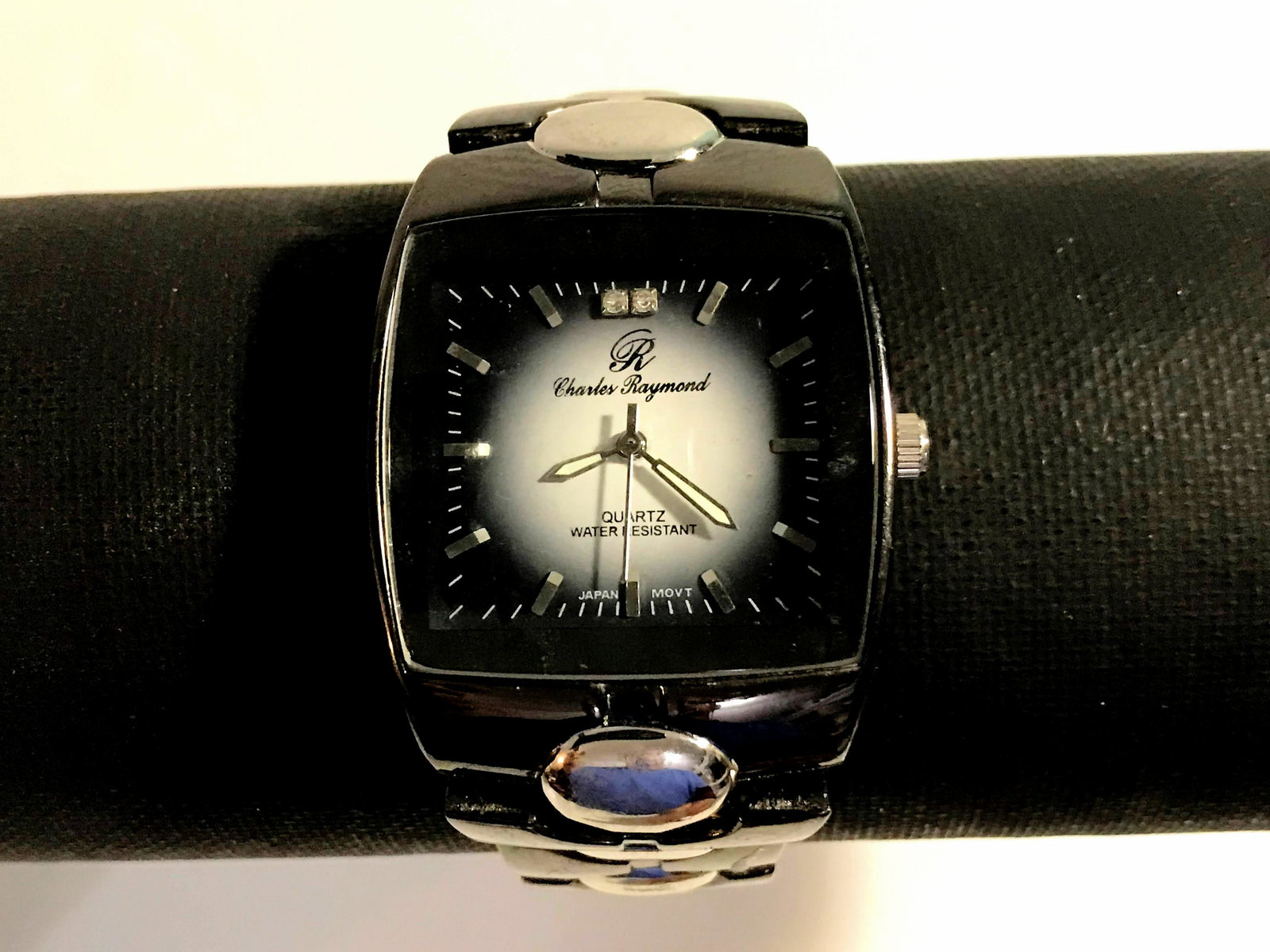 Charles Raymond:Silvertone Case Bezel Band/Black Face (1 of 5)