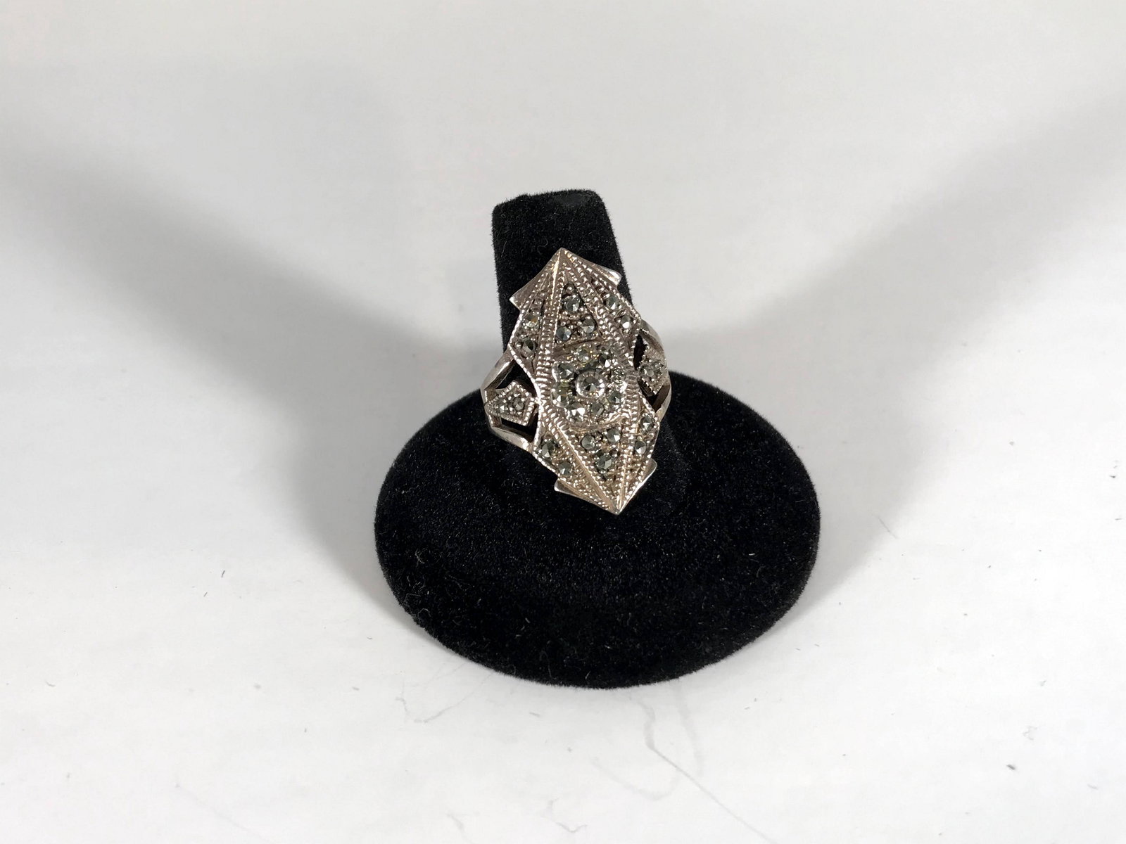 Nice Vintage Large Marcasite Sterling Silver Brooch 9.5 (1 of 4)