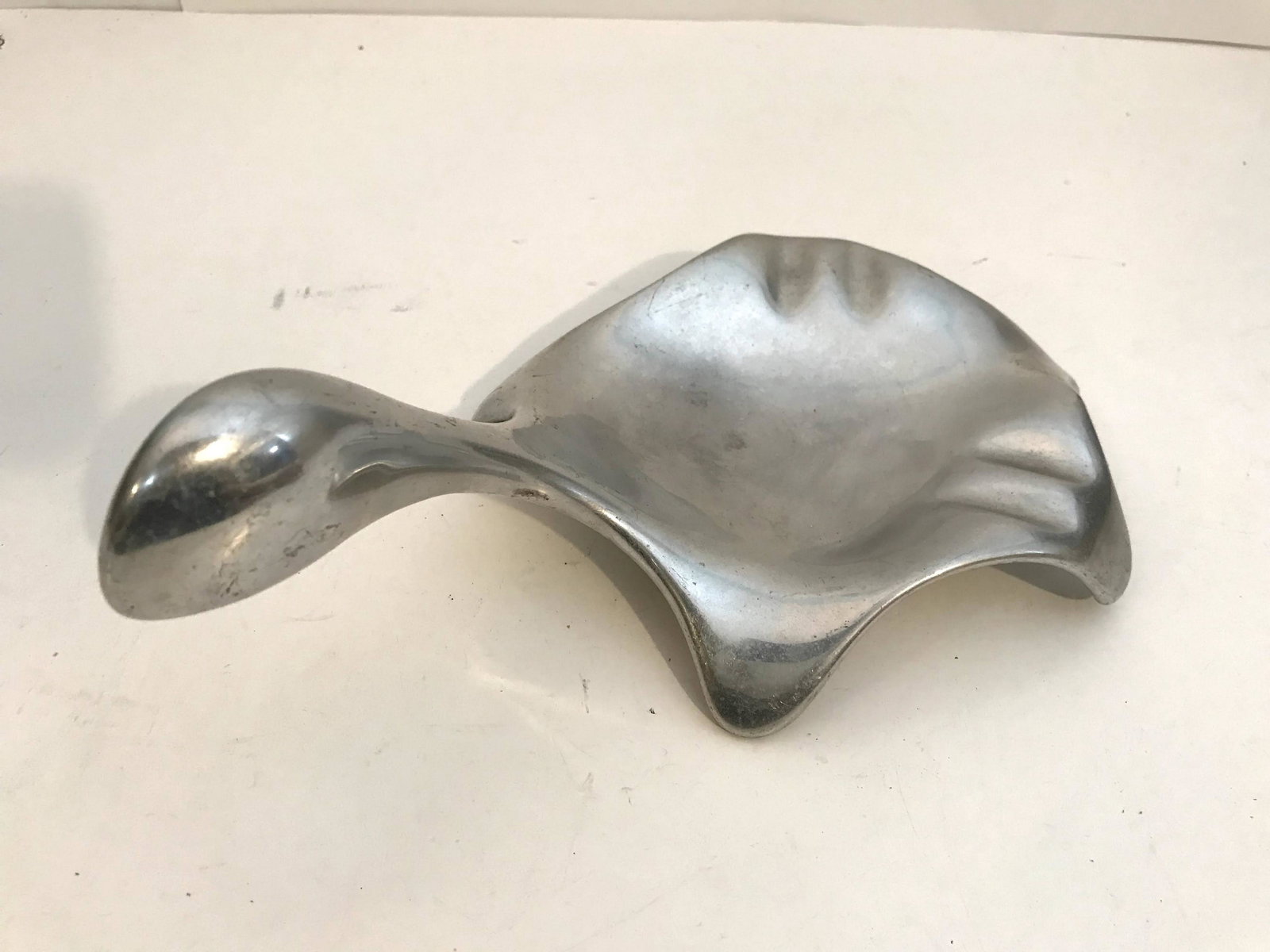 Vintage Cast Aluminum Turtle Ashtray 11": Vintage Cast Aluminum Turtle Ashtray 11" Please view all photos as they are part of the description and condition of this Item, Feel free to contact me with questions or picture requests! Used Item AS