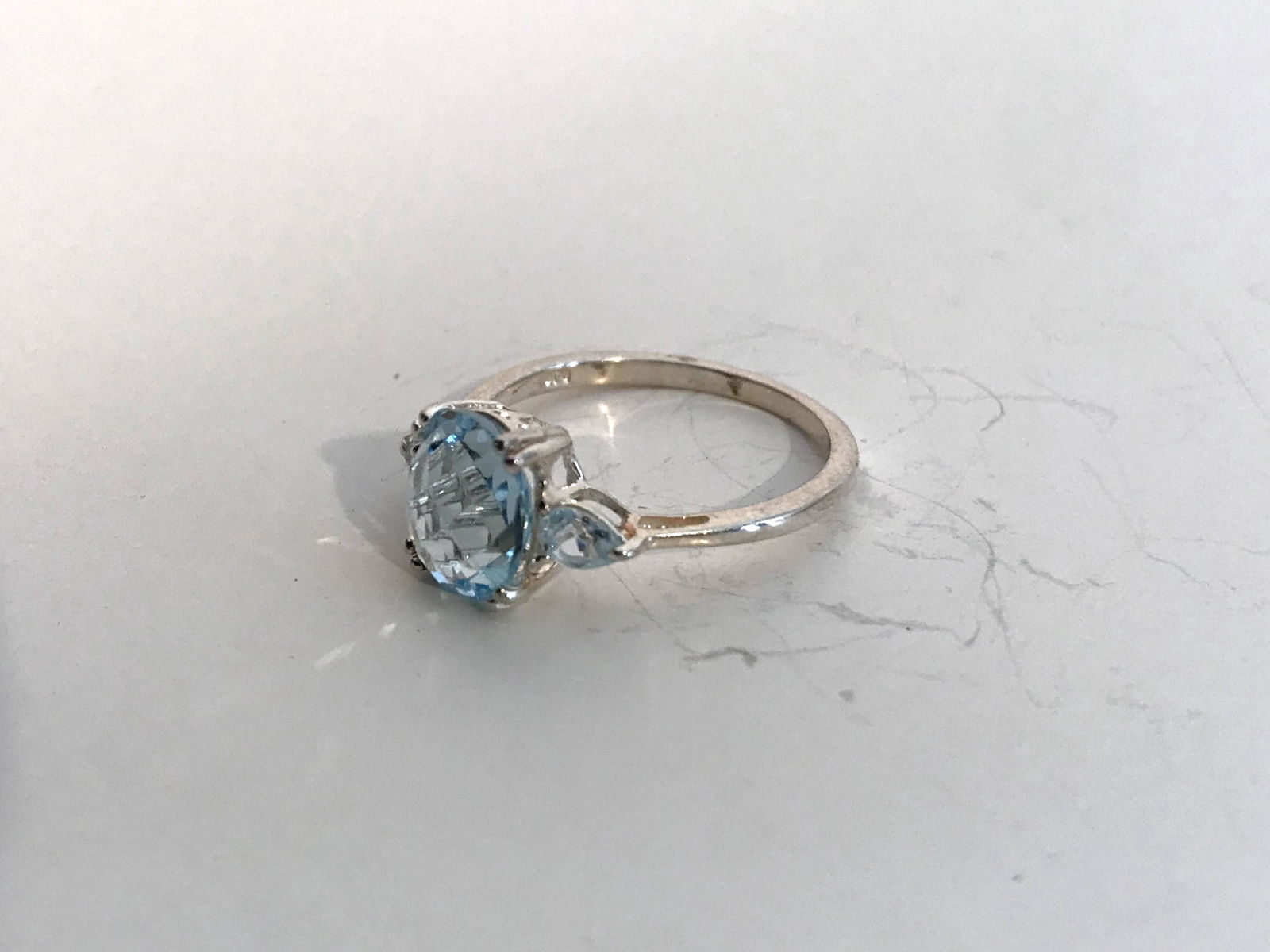 Vintage Sterling Silver Topaz Tested Ring 8 (1 of 5)