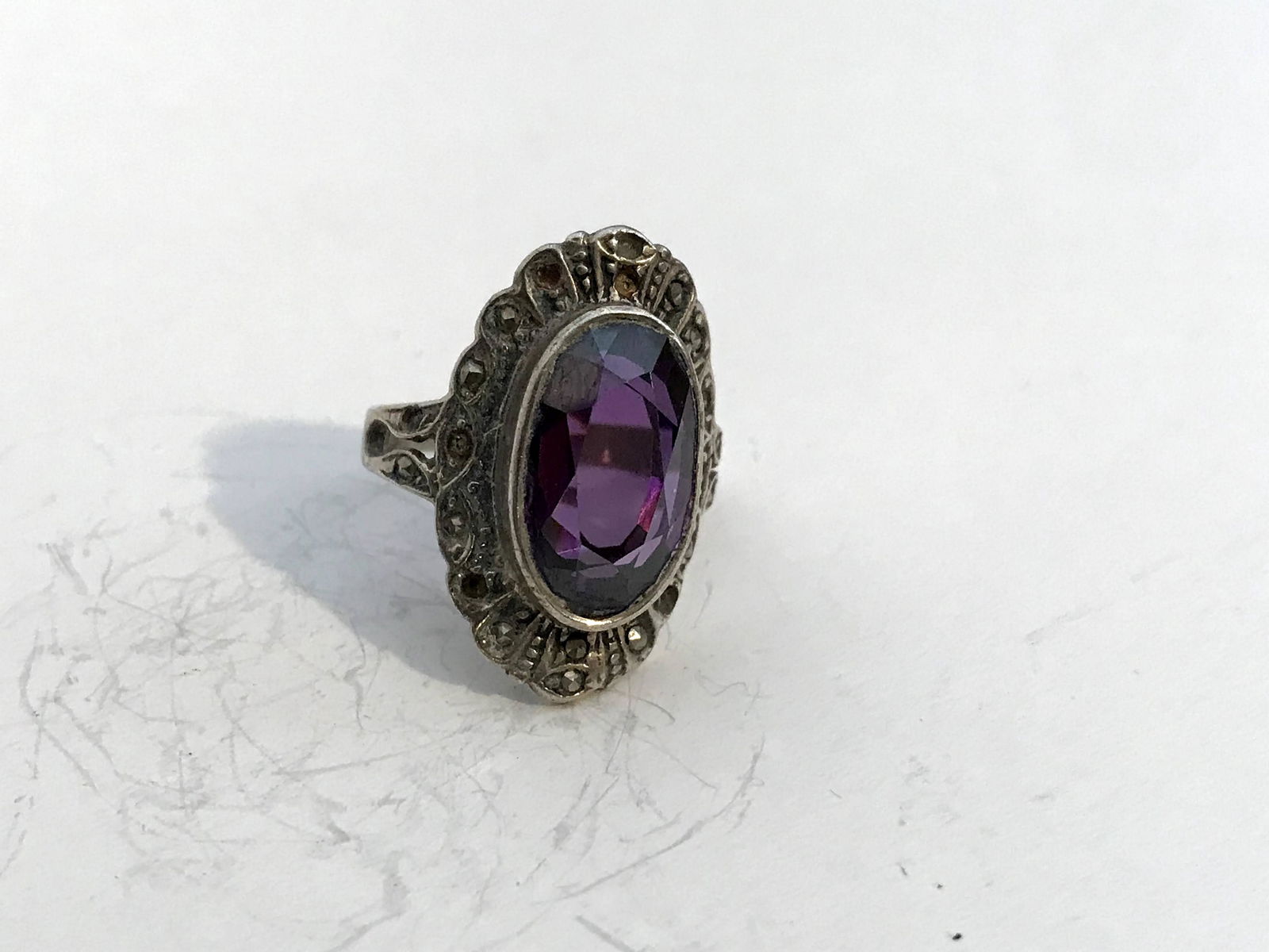 Vintage Sterling Silver Marcasite Amethyst Ring 7 (1 of 2)