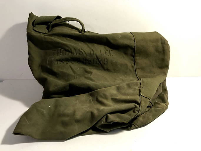US WWII GI Duffel Bag ID'ed WW2 US Army Canvas Bag Sep 19, 2021