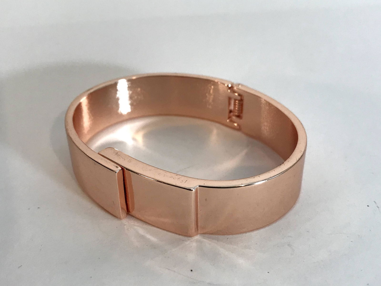 Vintage Copper style Bracelet 2 1/2â€ (1 of 3)
