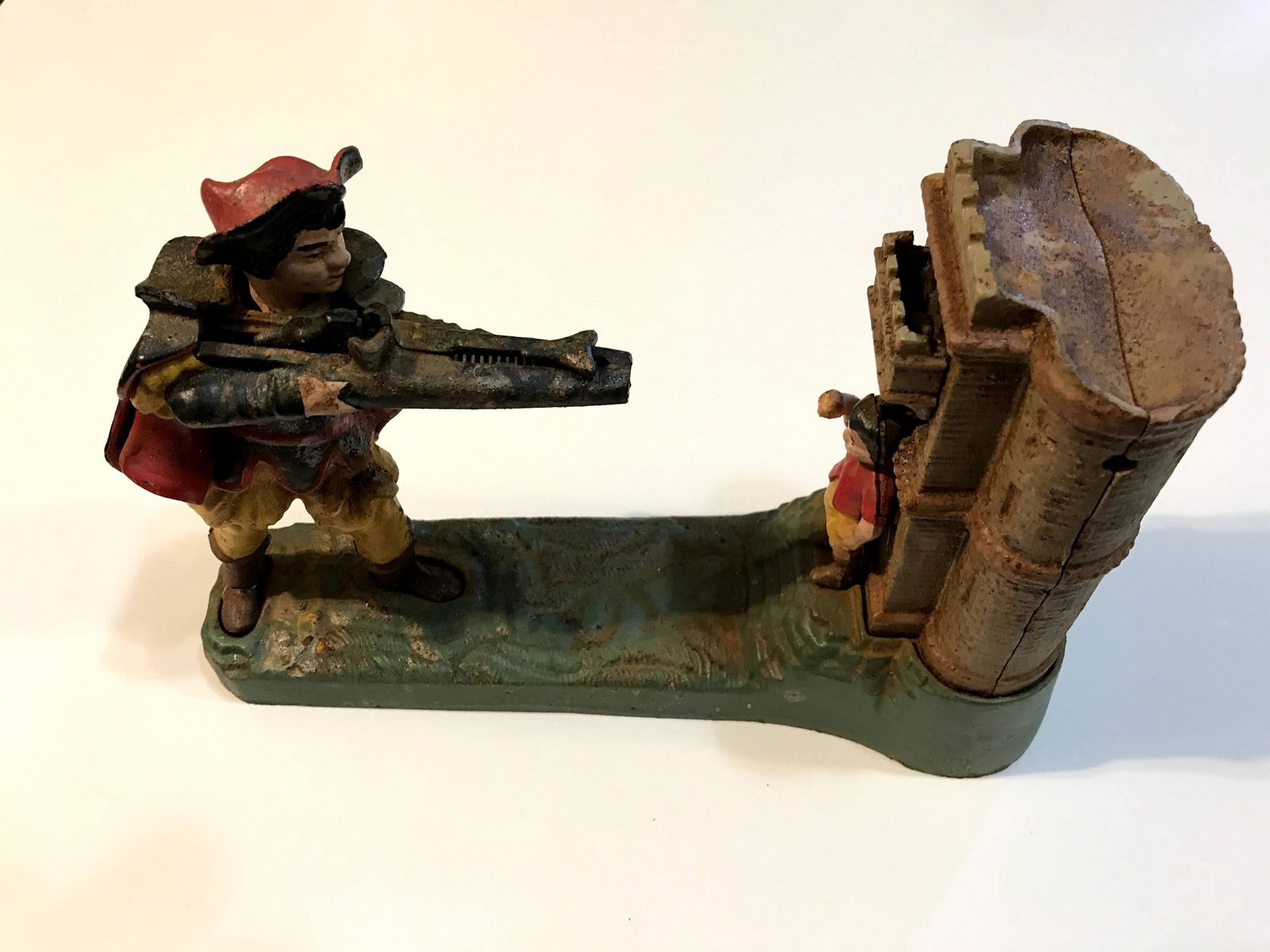 William Tell & Apple Shooting Cast Iron Mechanical (1 of 4)