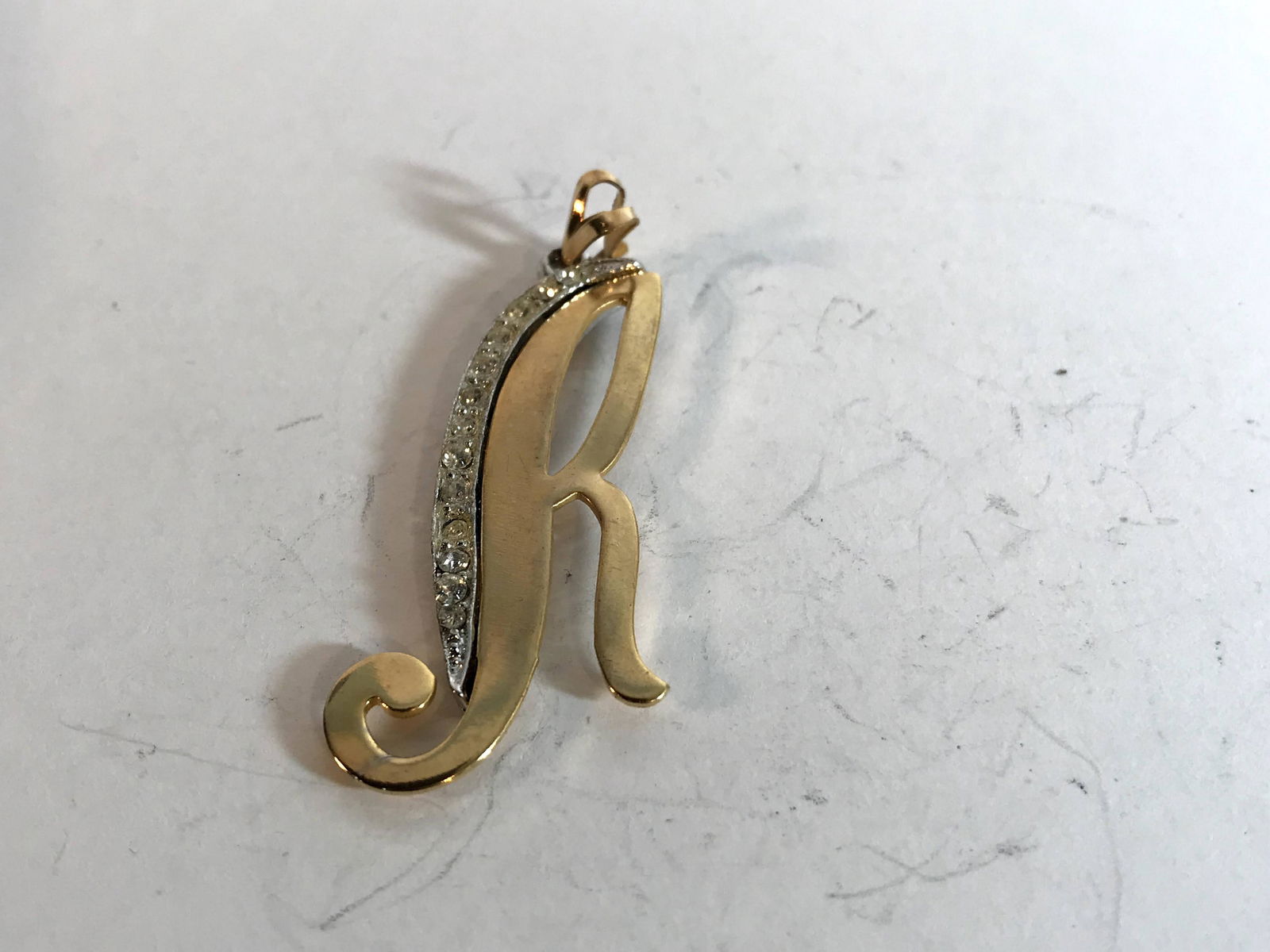 Vintage Letter R Pendant (1 of 4)