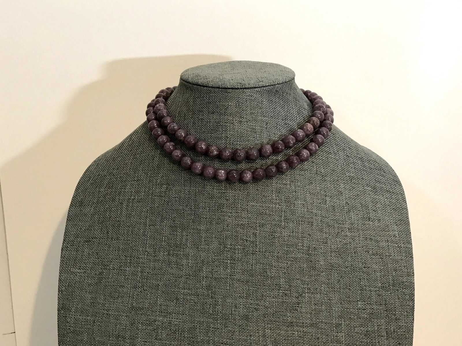 Vintage heavy Beaded purple double choker Necklace: Vintage heavy Beaded purple double choker Necklace 12” Please view all photos as they are part of the description and condition of this Item, Feel free to contact me with questions or picture re
