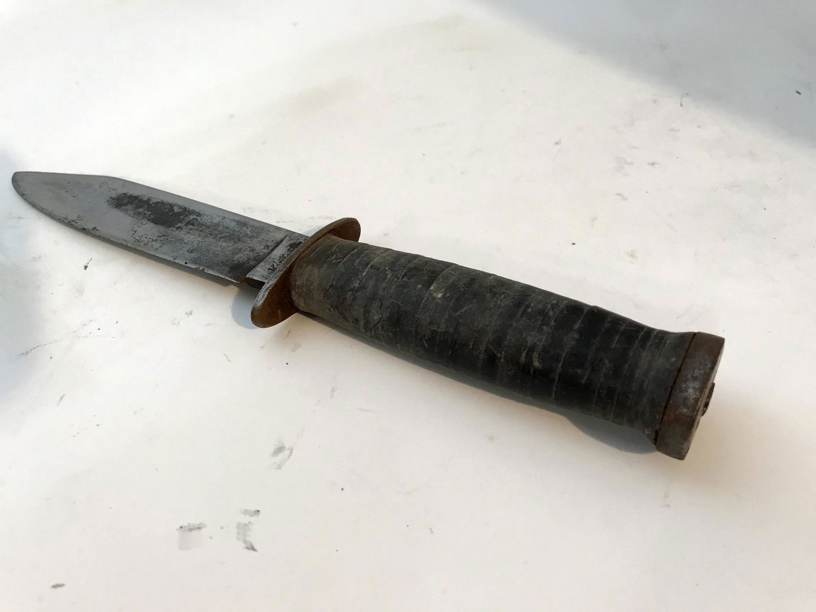 WWII US Kinfolks Fighting Bowie Knife USA Army USN Air (2060PP) on Oct 17, 2021 Annzstiques