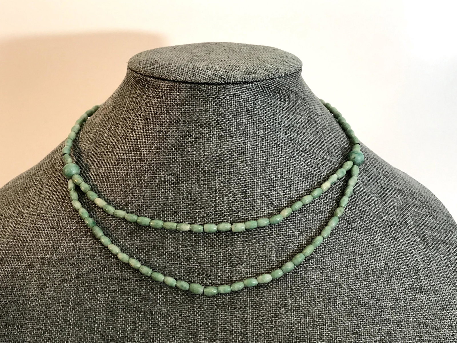 Vintage Jade Choker Necklace 16Ã¢Â€: Vintage Jade Choker Necklace 16” Please view all photos as they are part of the description and condition of this Item, Feel free to contact me with questions or picture requests! Used Item AS I