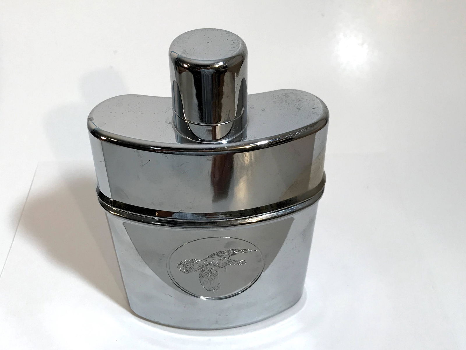 Vintage Wild Turkey Flask: Vintage Wild Turkey Flask Please view all photos as they are part of the description and condition of this Item, Feel free to contact me with questions or picture requests! Used Item AS IS