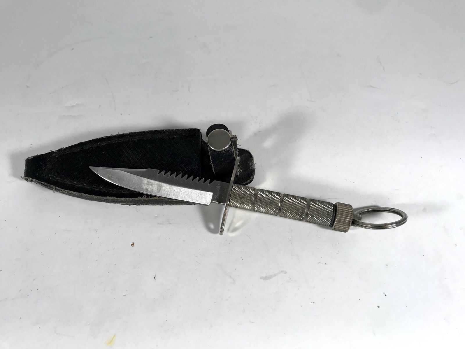 Vintage FURY Mini Serrated Fixed Blade Survival Knife (1 of 6)