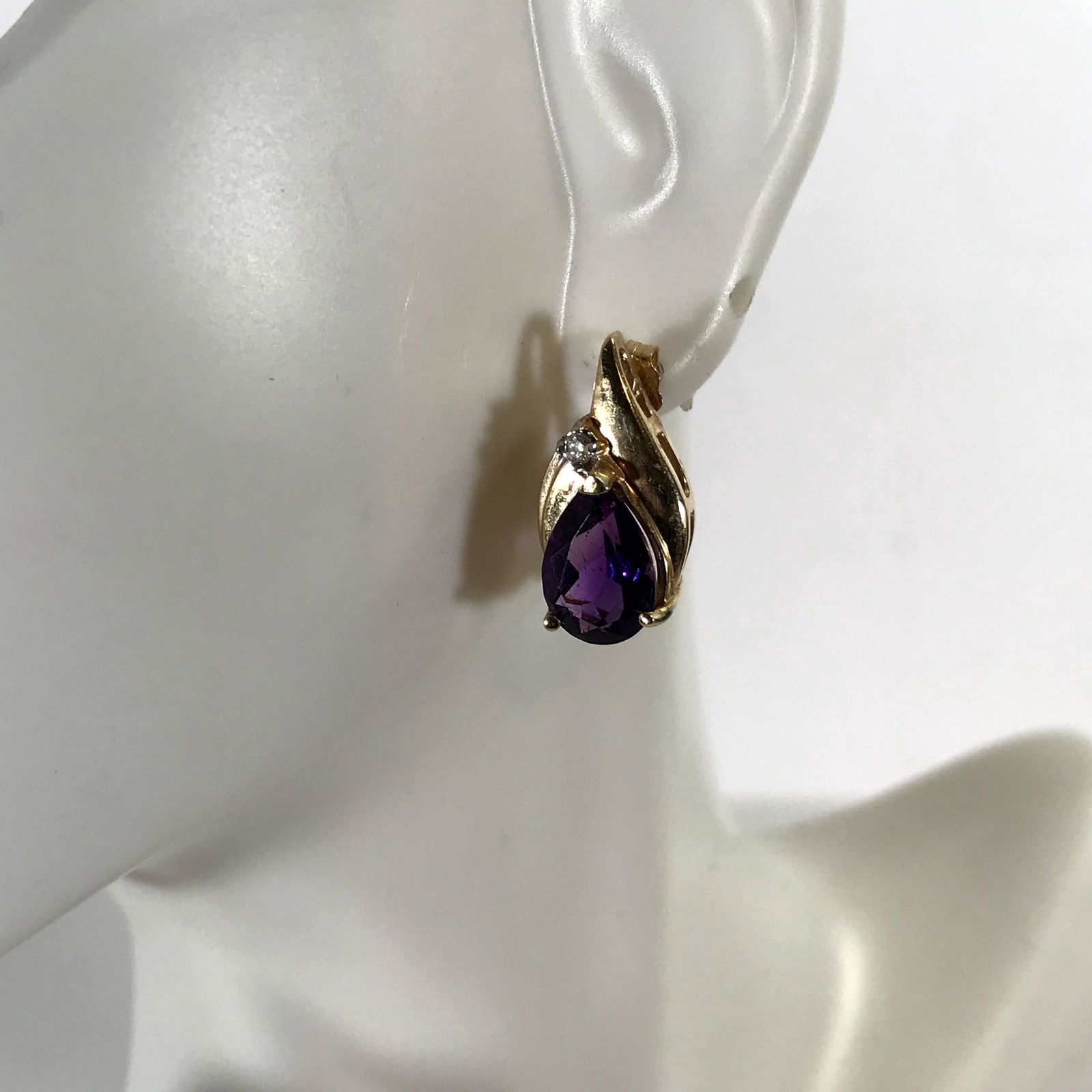 14k Yellow Gold Real Amethyst and Diamond Stud Earrings (1 of 6)