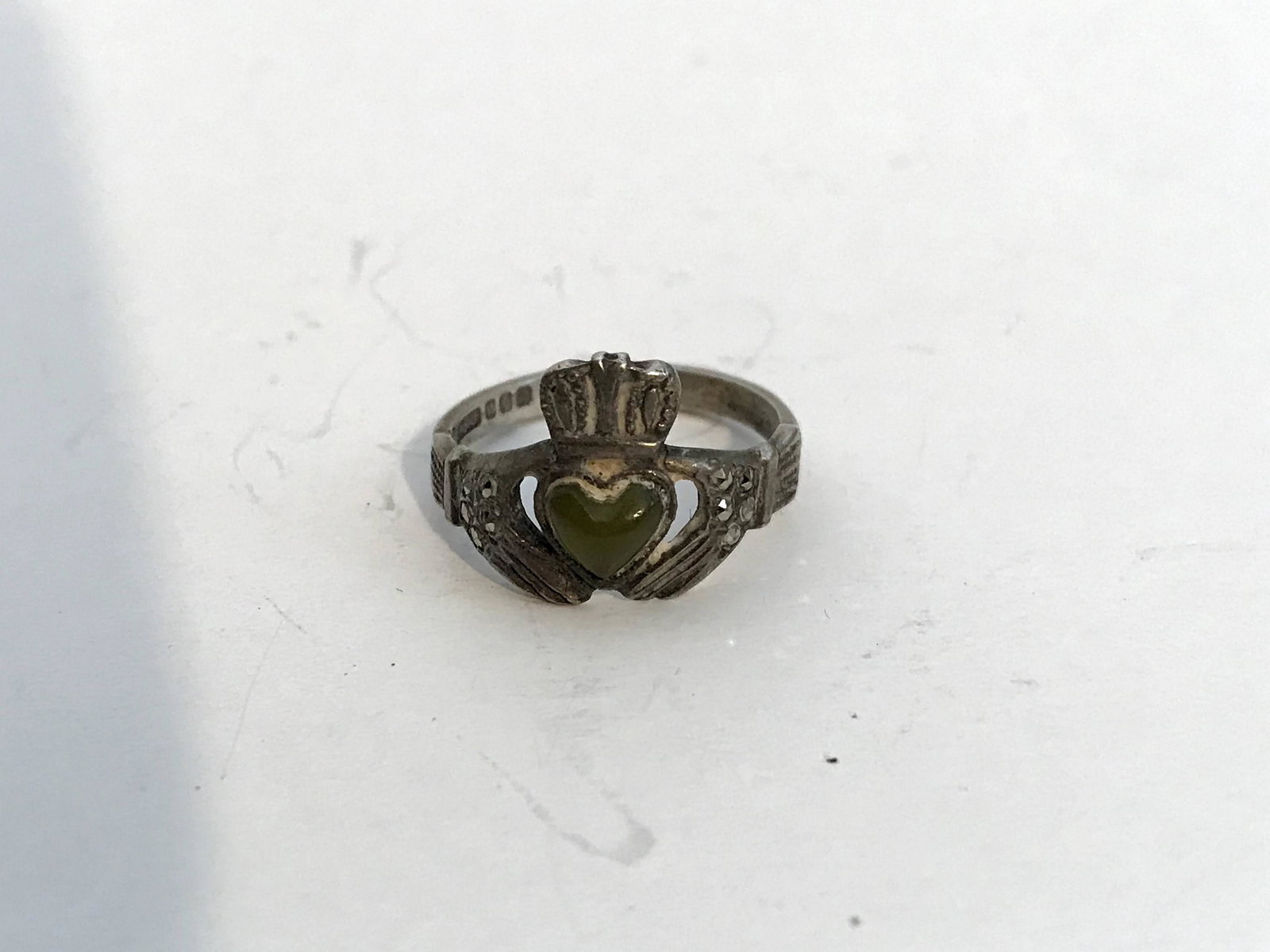 Vintage Irish Silver Claddagh Ring Love Loyalty (1 of 4)