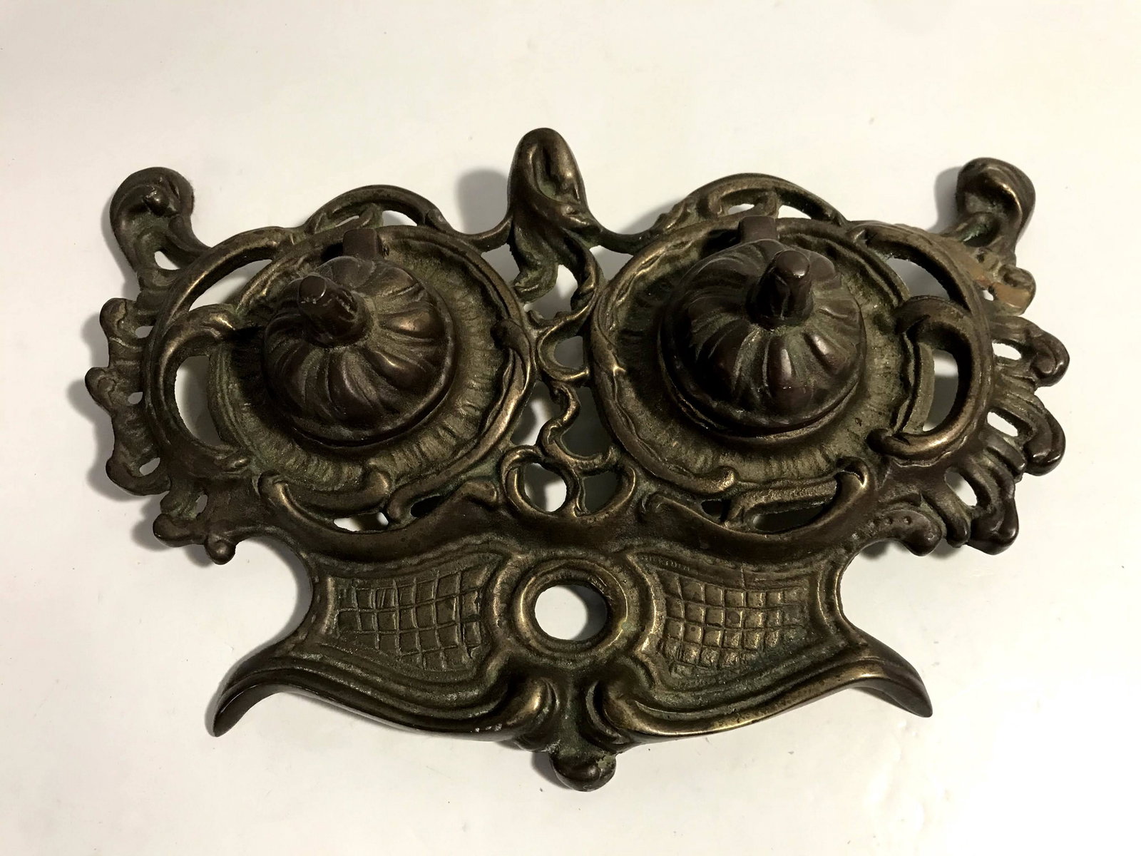 Vintage Japan Brass Metal Inkwell-Detailed Scrolls (1 of 4)