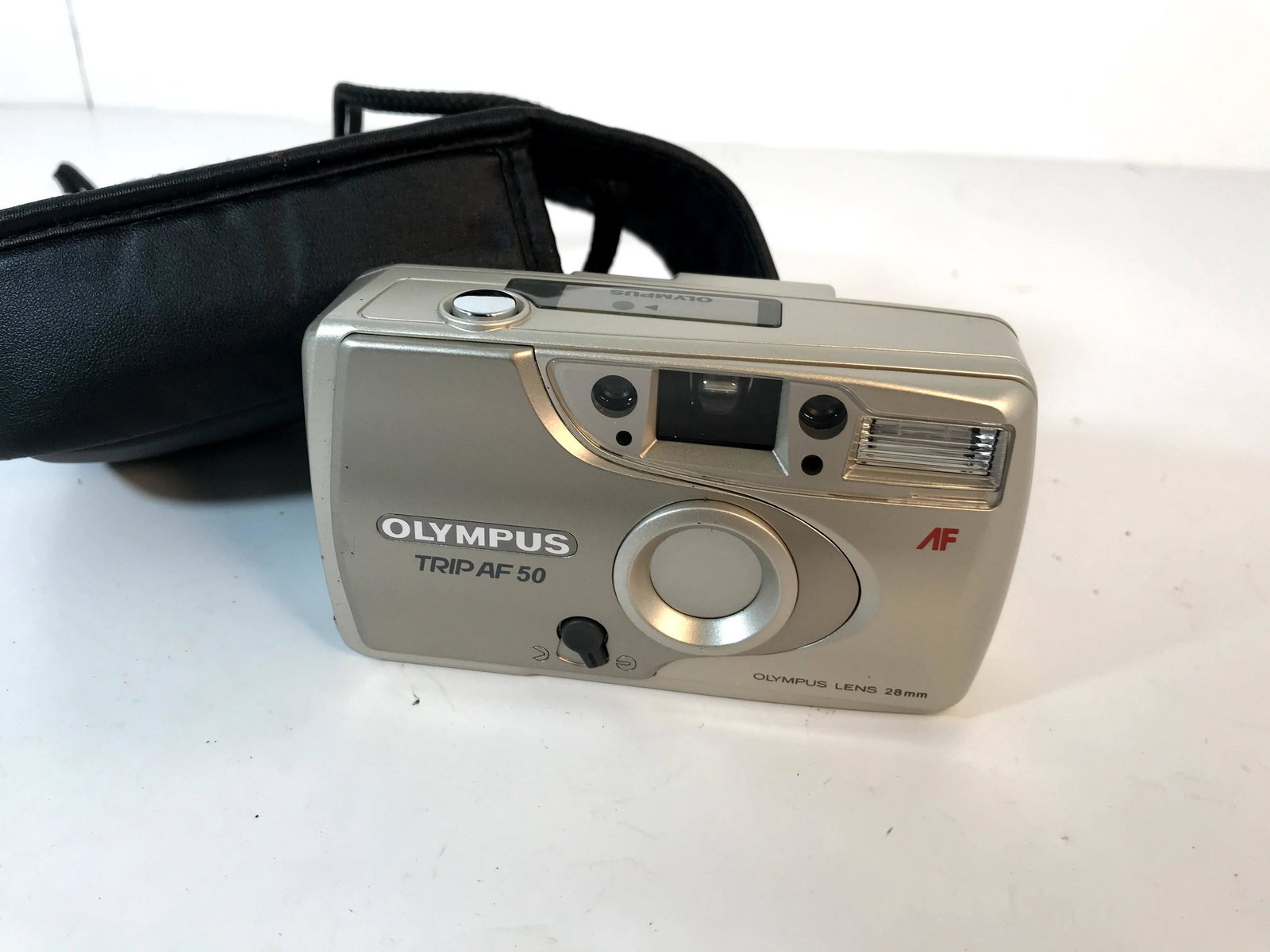 Olympus Infinity Zoom 105 35mm Point Shoot Film Camera (1 of 6)