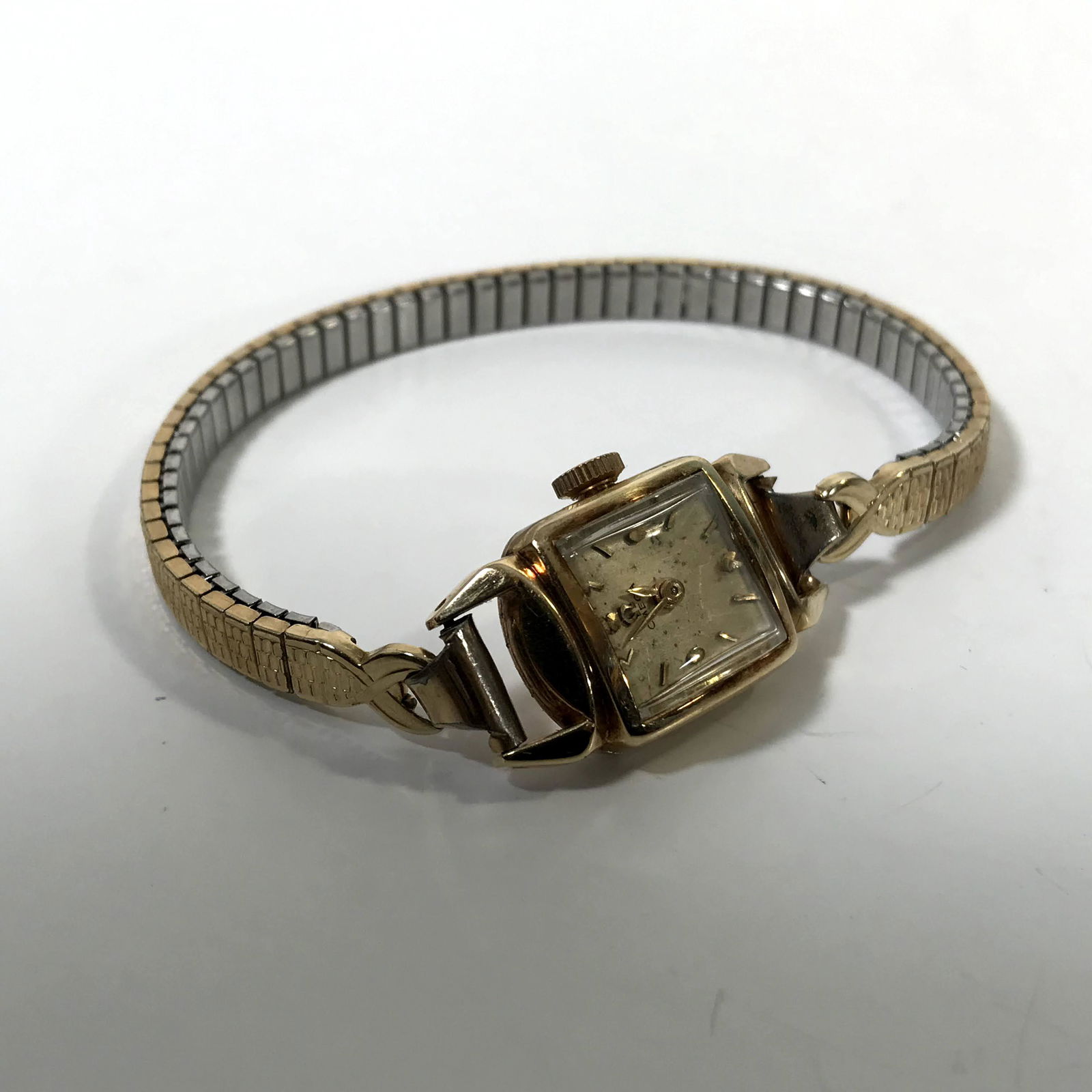 Vintage OMEGA Ladie's Women's 14K Gold Watch Manual (1 of 6)