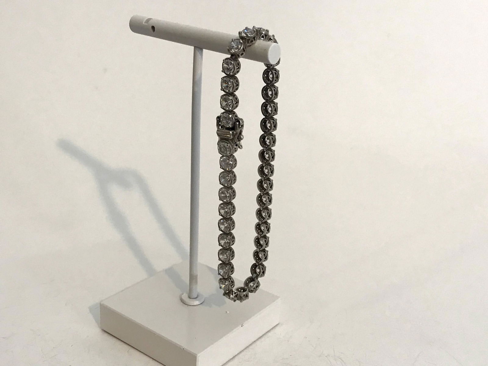 Vintage Sterling Silver Rhinestone Bracelet 2 1/4? (1 of 4)