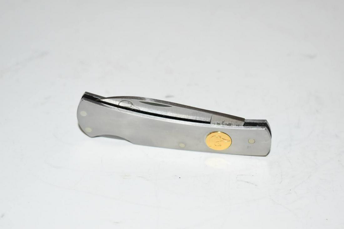 Nice Case XX Ducks Unlimited DUM1225L Pocket Knife: Nice Case XX Ducks Unlimited DUM1225L Pocket Knife Please view all photos as they are part of the description and condition of this Item, Feel free to contact me with questions or picture requests! Us
