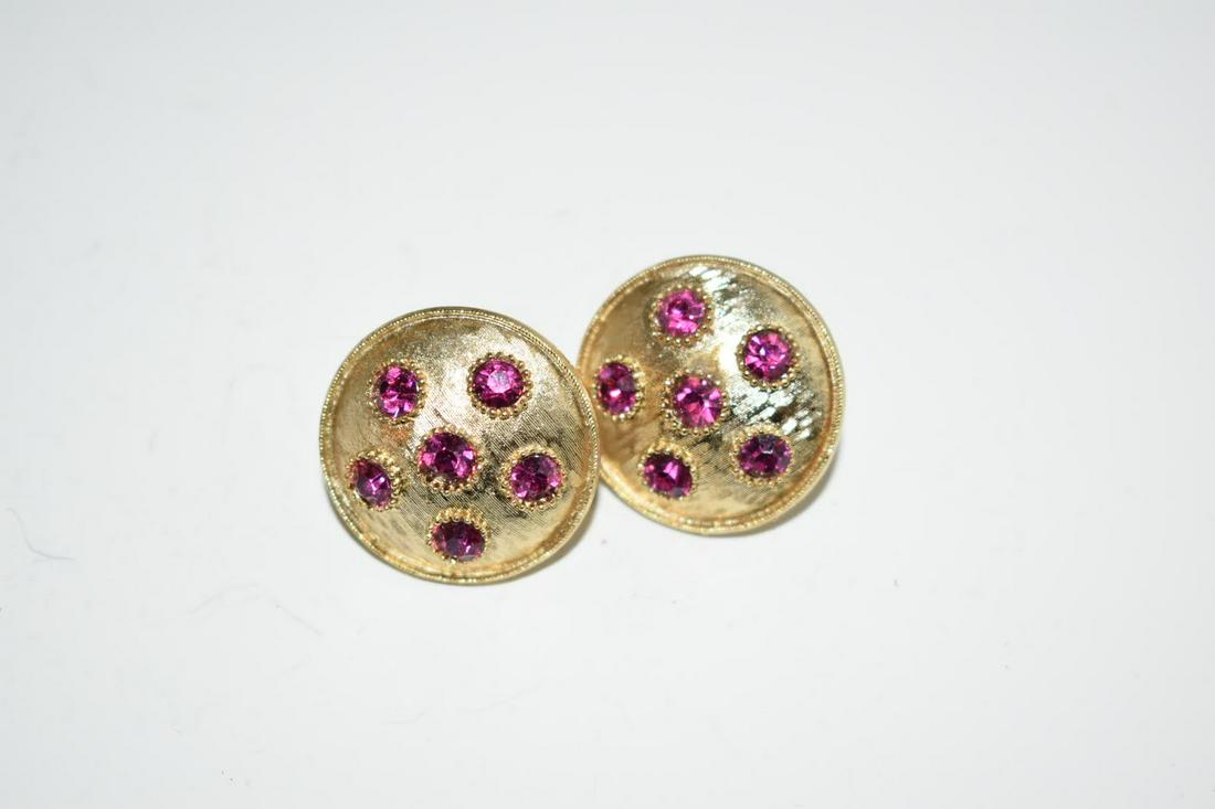 Vintage lisner Earrings (1 of 3)