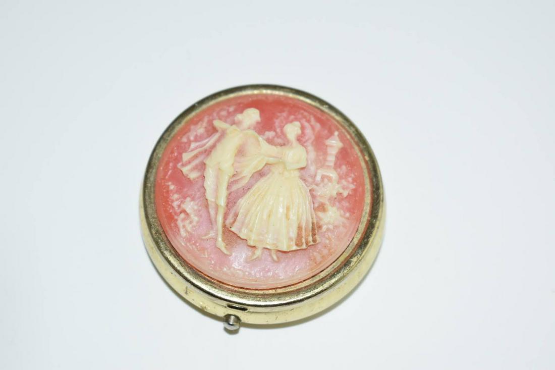 Vintage Cameo Case 2" (1 of 4)