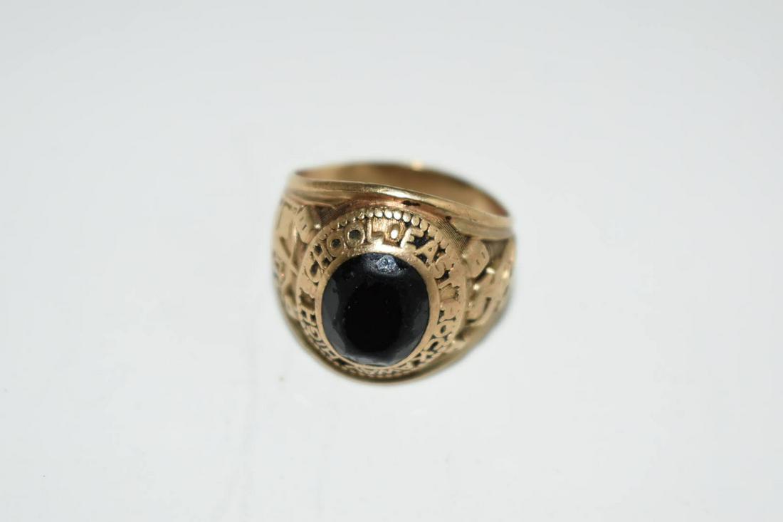 Vintage Rockaway high school graduation ring 10 Gold (1 of 4)