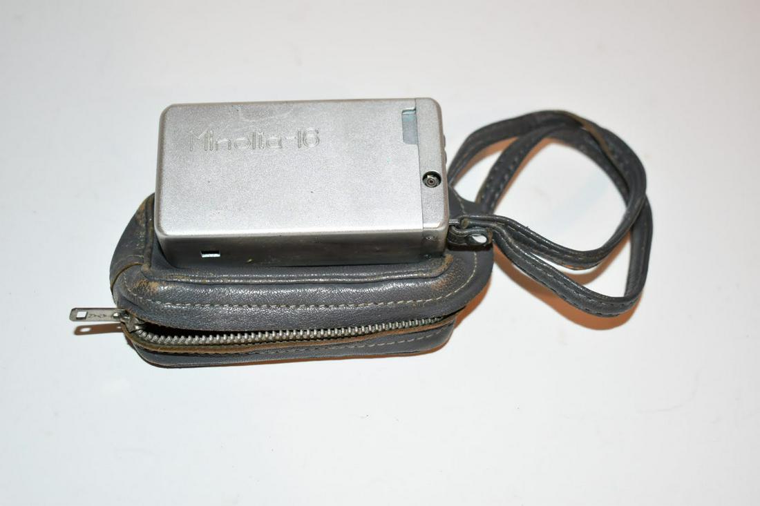 Vintage Subminiature Minolta-16 spy Camera with case (1 of 4)