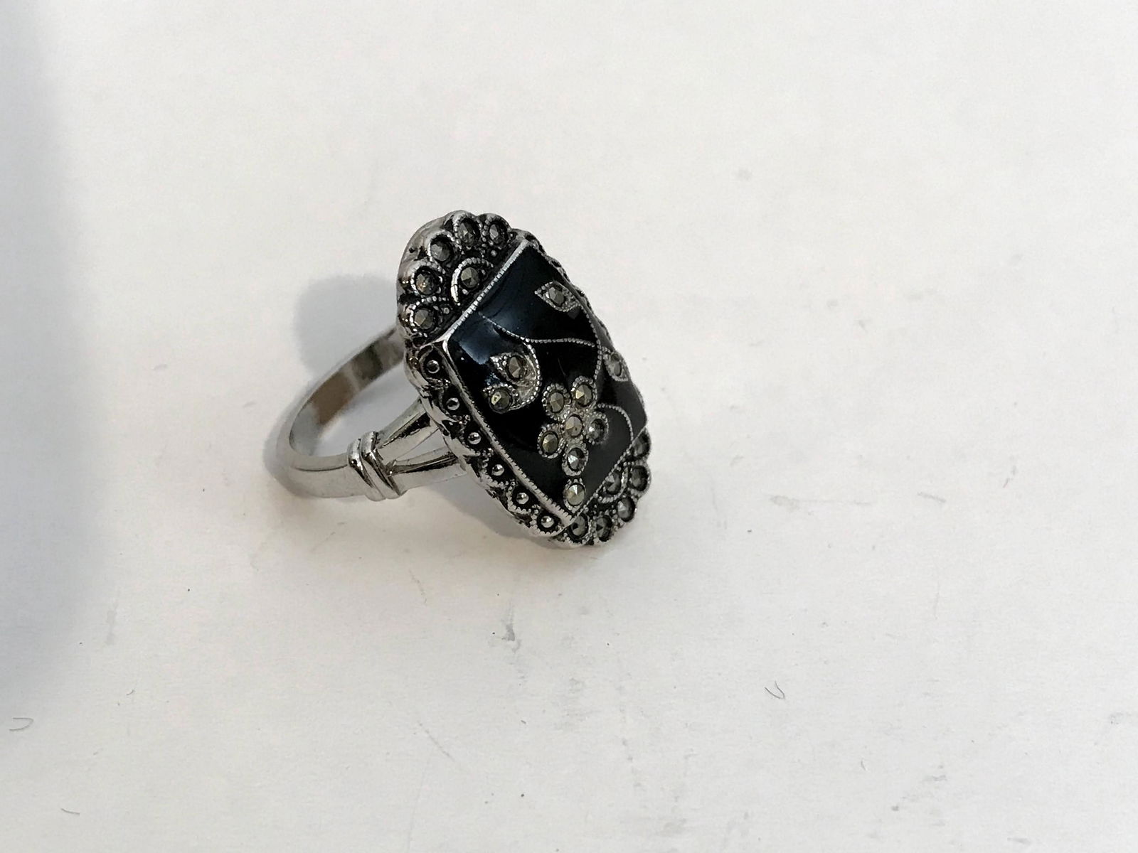 Vintage Sterling marcasite black enamel Ring  size 8 (1 of 4)
