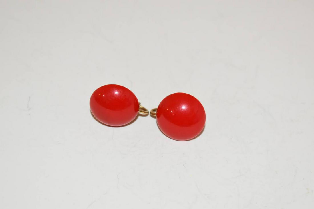 Vintage red richelieu screw back Earrings (1 of 3)