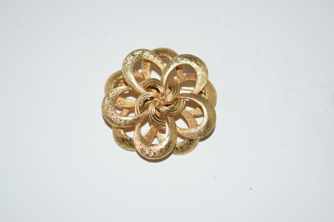 Vintage Goldtone Corocraft Brooch (1 of 4)