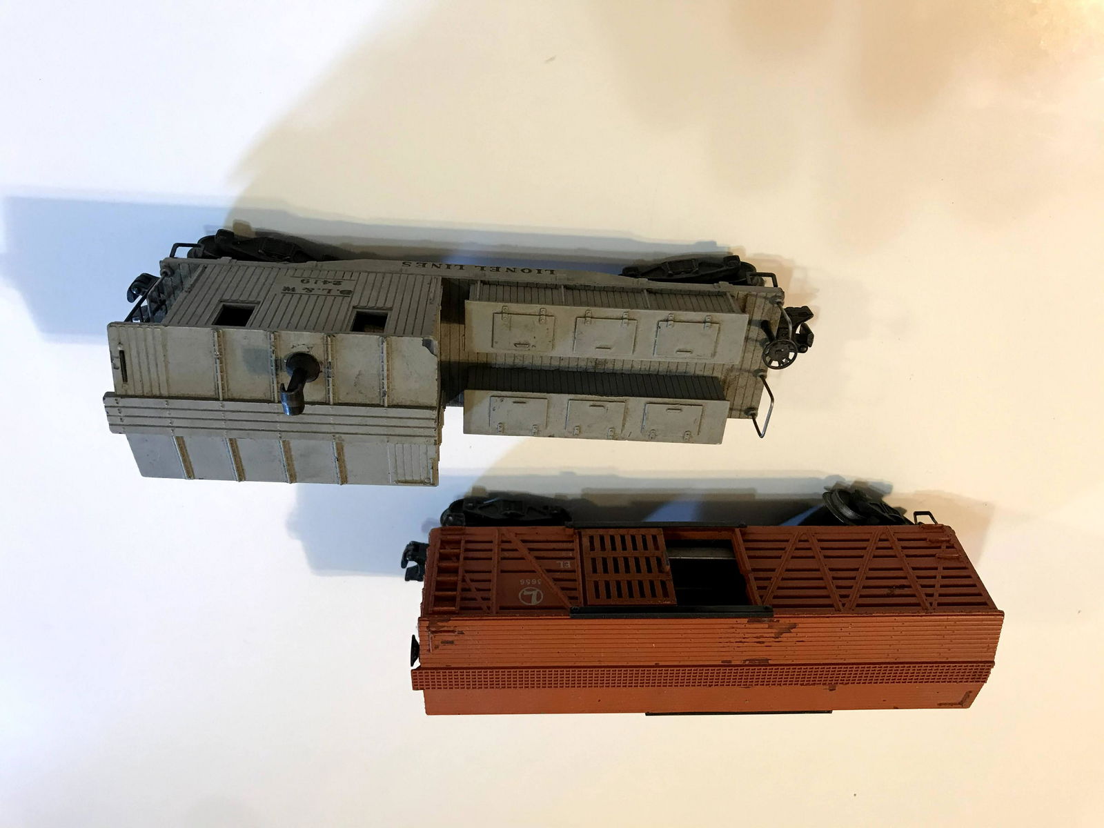 Lionel #2419 DL&W LIghted Postwar Work Caboose Lionel (1 of 4)