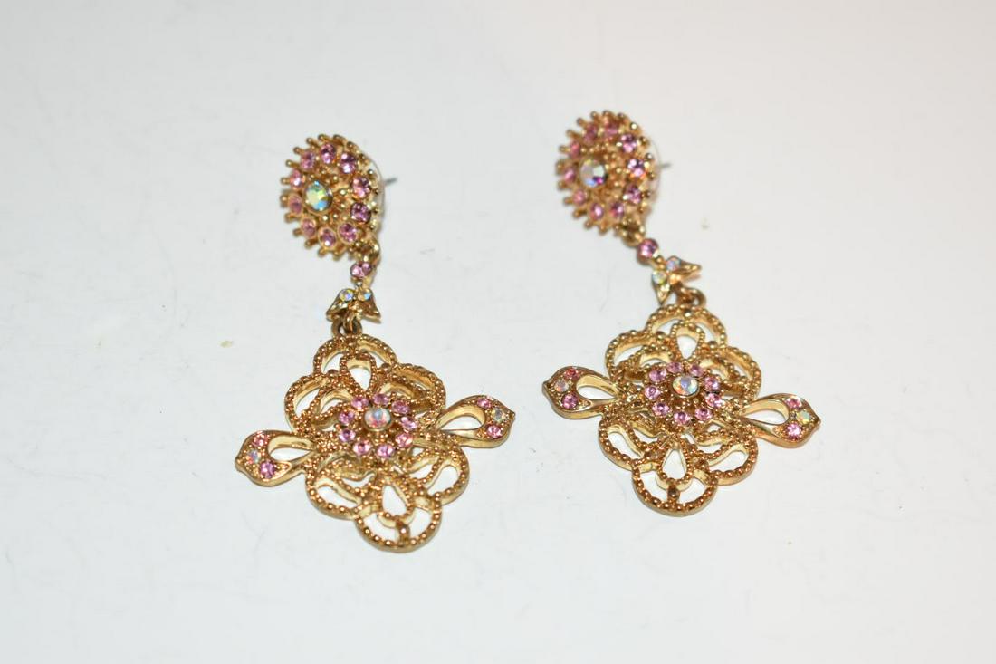 Vintage Rhinestone dangle Earrings (1 of 3)