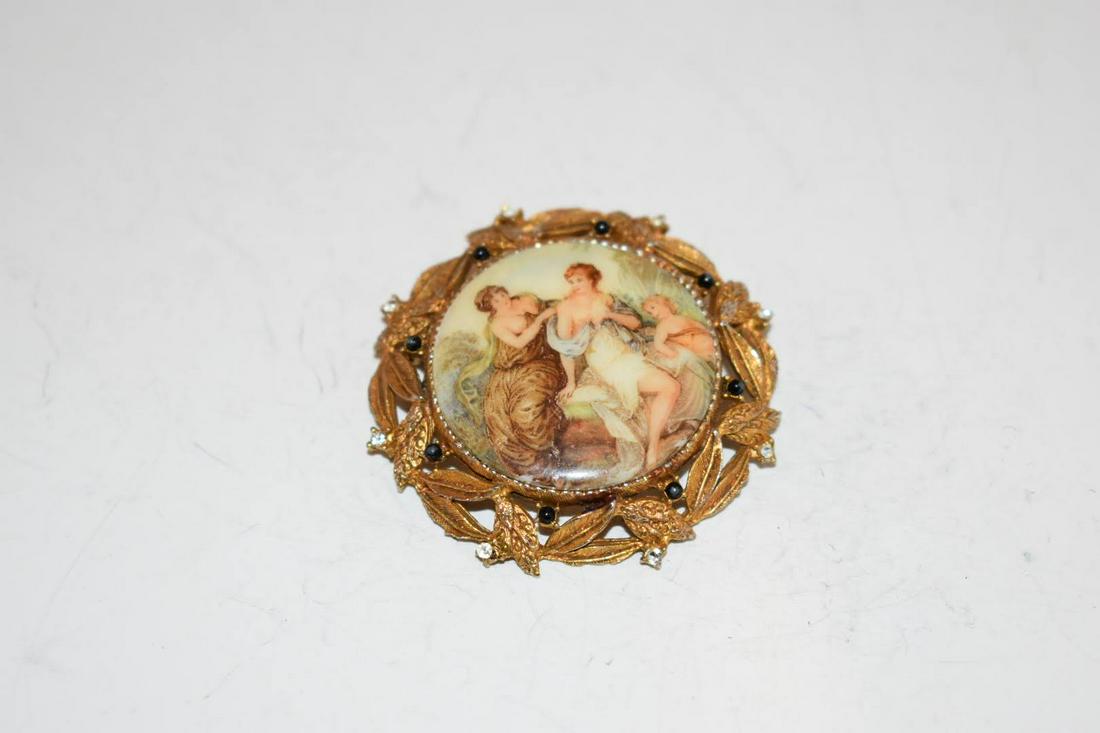 Vintage hand painted gold tone GLASS Brooch (1 of 3)